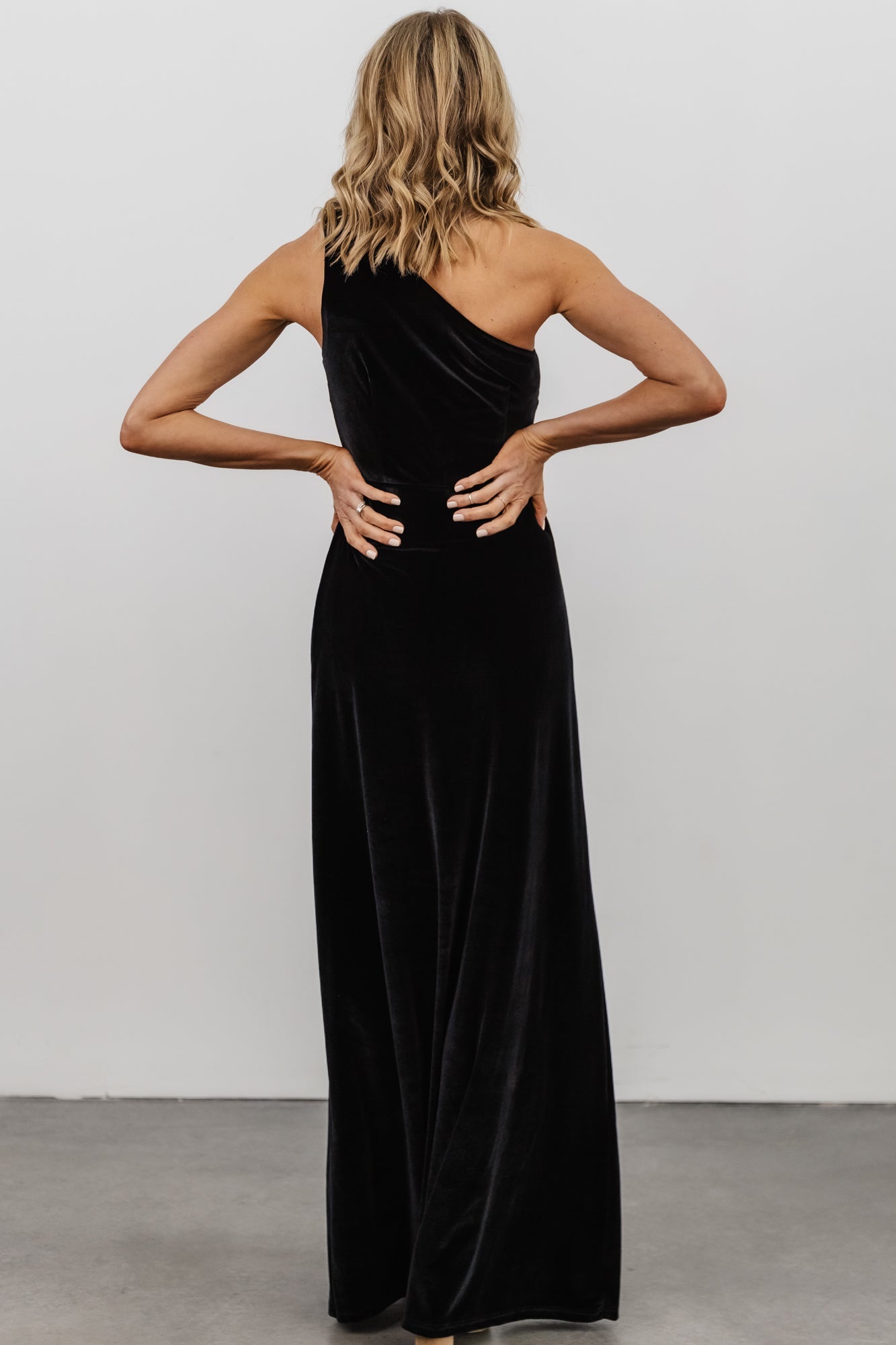 Tatiana Velvet One Shoulder Maxi Dress | Black Clearance Wiki