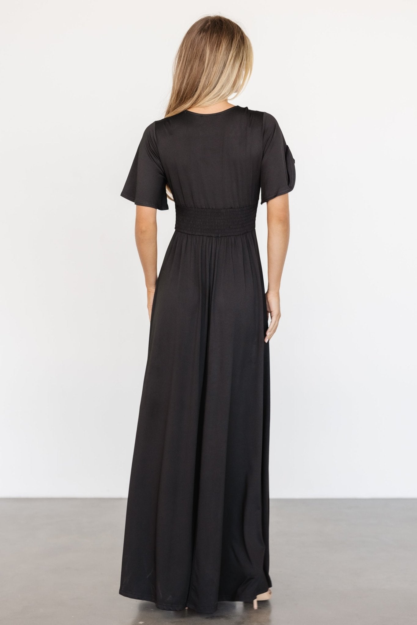 Emberly Maxi Dress | Black Popular