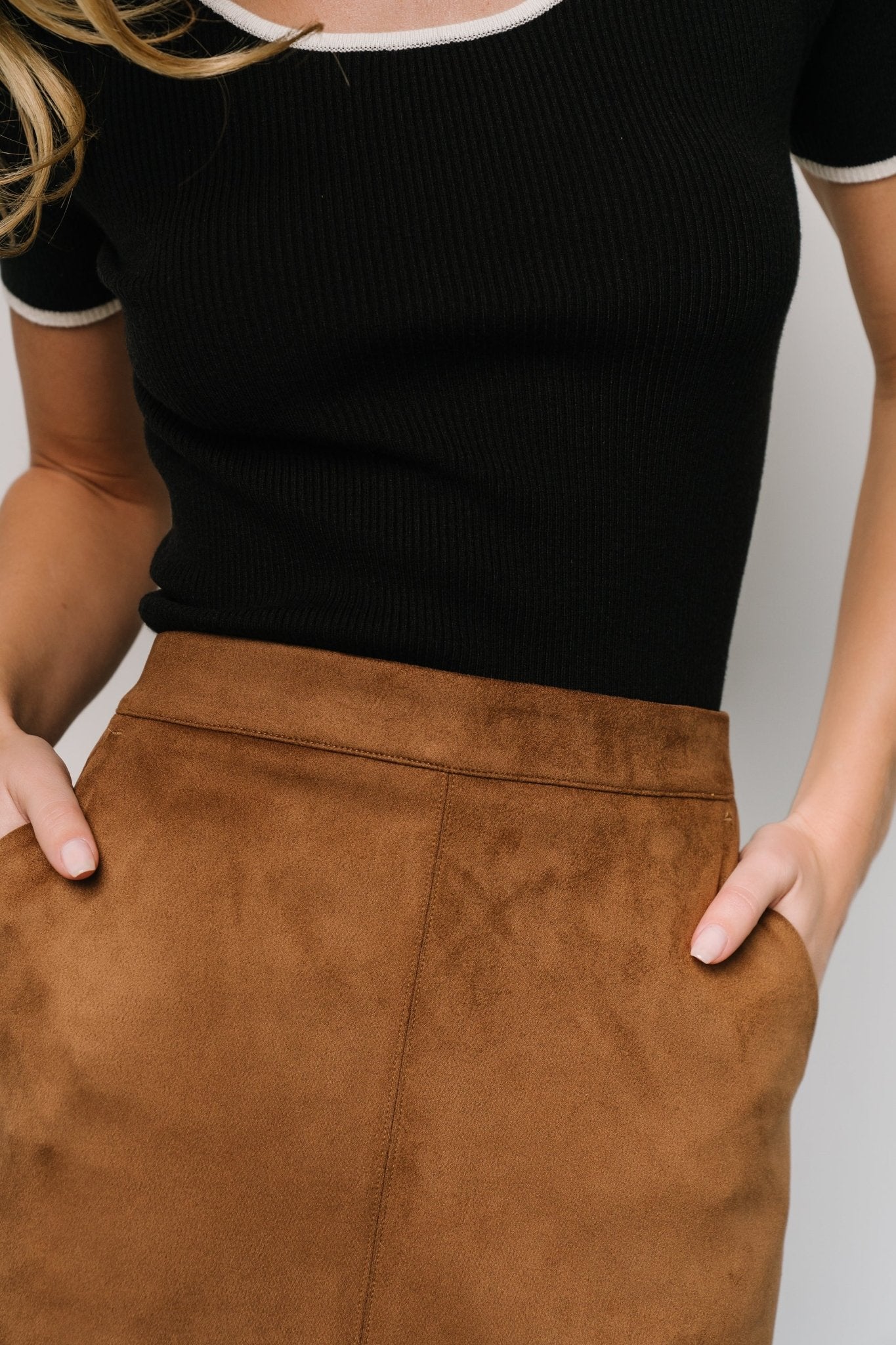 Rylan Faux Suede Short Skirt | Caramel Outlet New