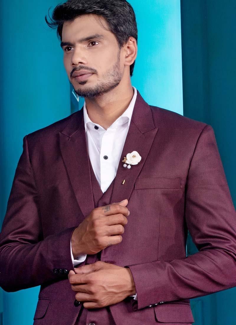 Single Breasted Two Button Maroon Color Structured Fit Textured Suit Free Shipping Low Cost