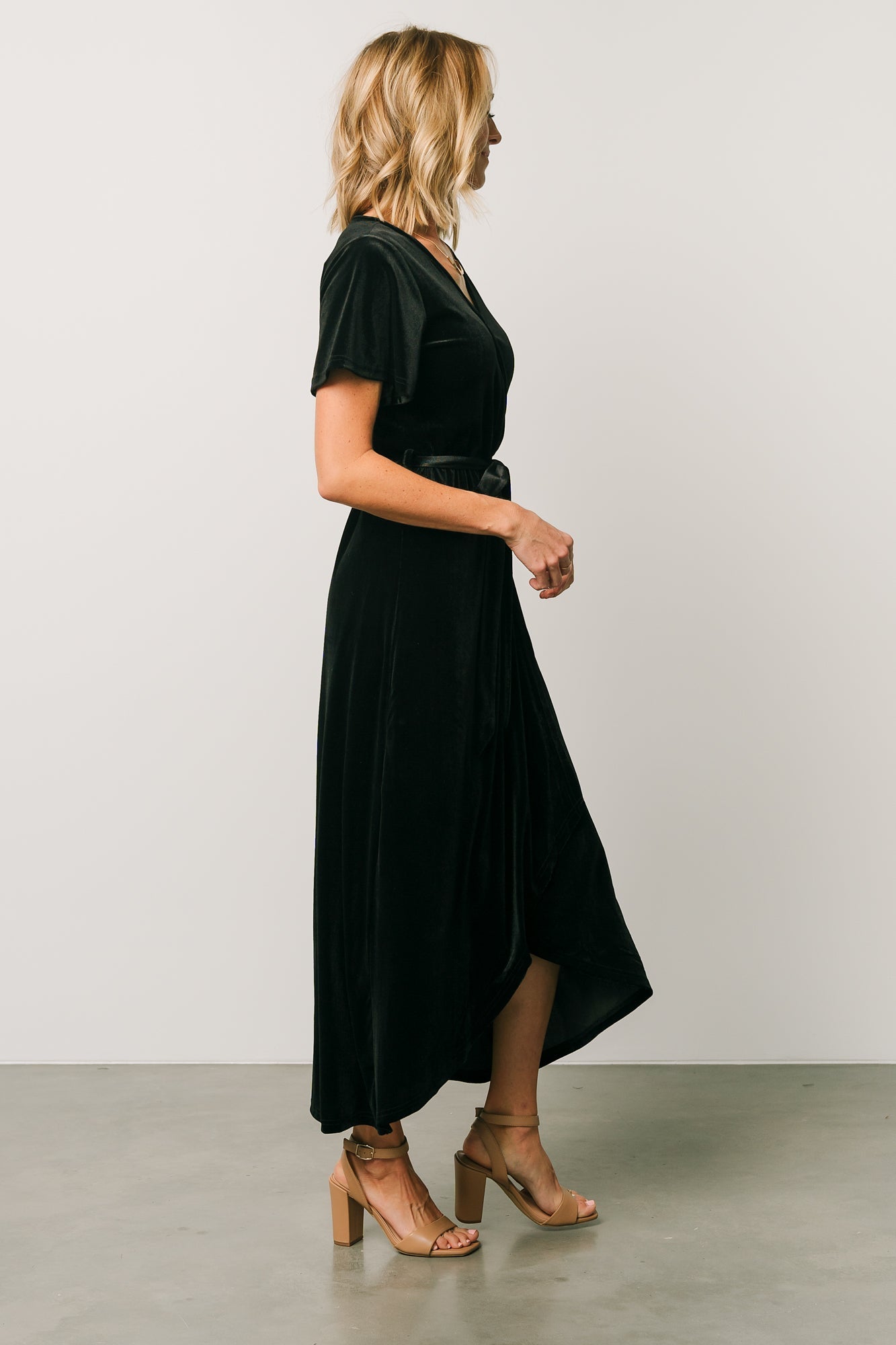 Nadine Velvet Midi Dress | Black Buy Cheap Clearance