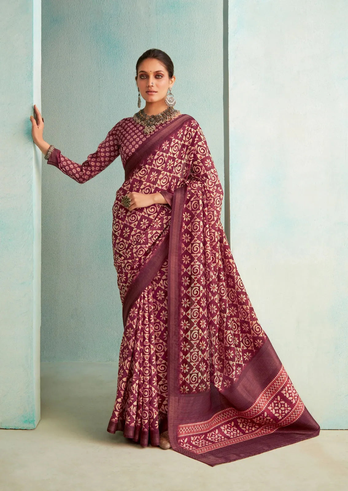 Heartwarming Wine Handloom Silk Weave Traditional Saree Outlet Shop Offer