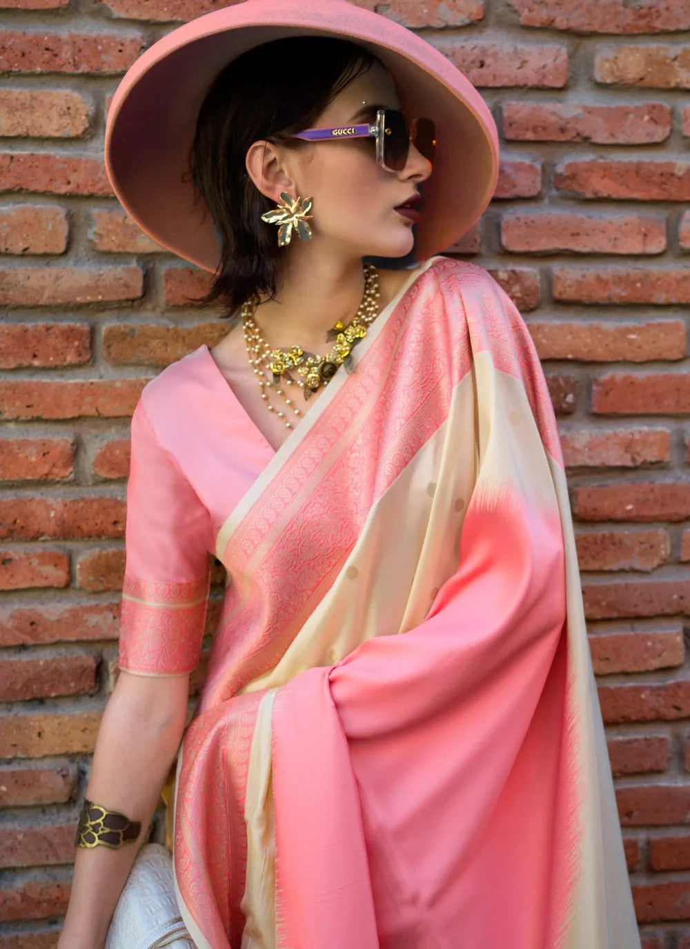 Stunning Pink-Cream Handloom Silk Trendy Saree Discount Shop For