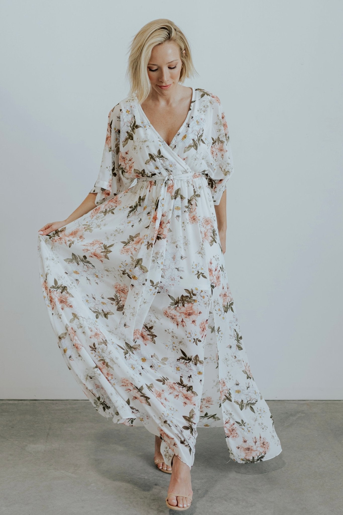 Kia Kimono Maxi Dress | White Floral Sale Genuine