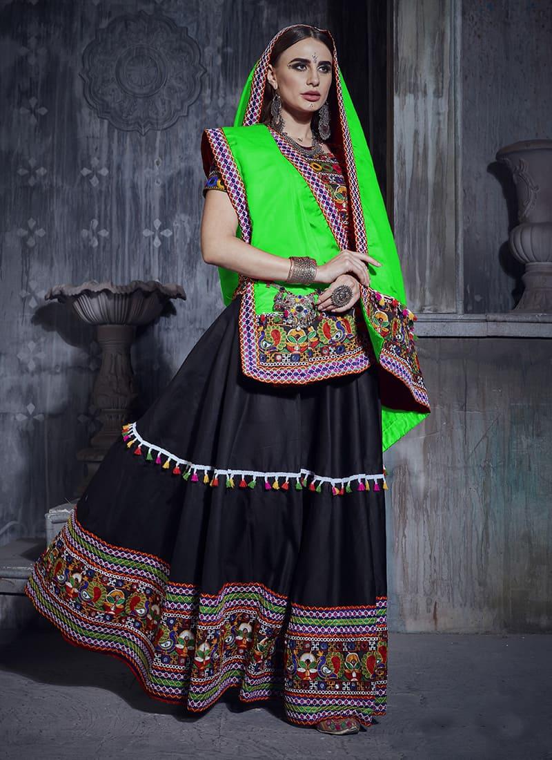 Designer Chaniya Choli For Navratri With Green Dupatta Clearance Official Site