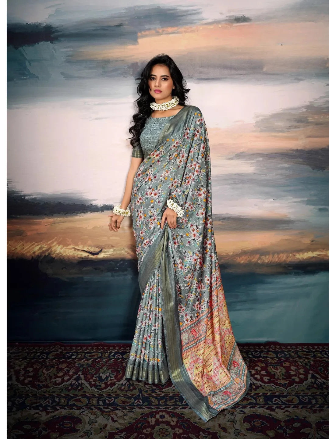 Graceful and  Iconic Grey Cotton Silk Digital Printed Saree For Nice