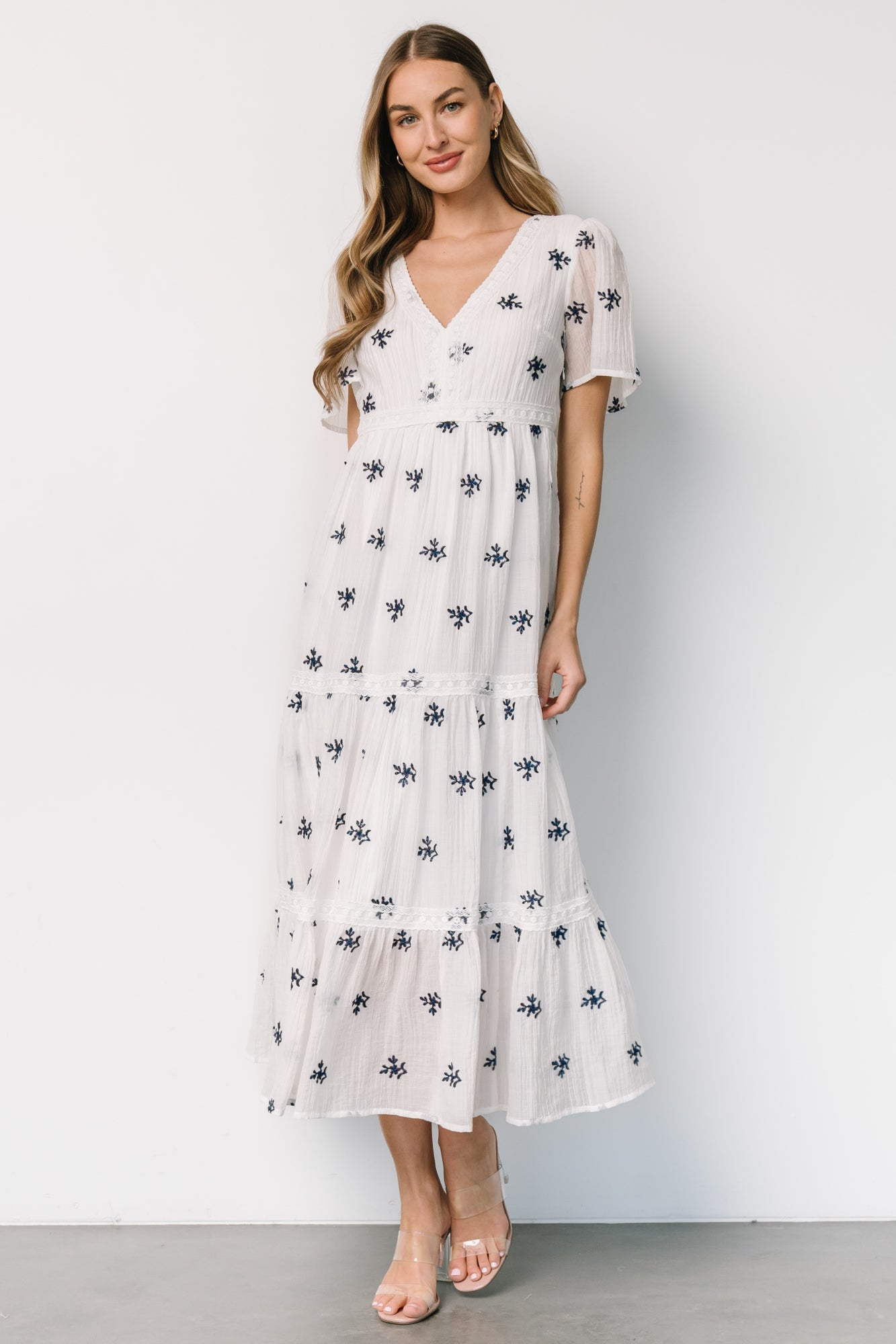 Jesenia Embroidered Dress | Off White + Navy Cheap Sale 2025 Newest