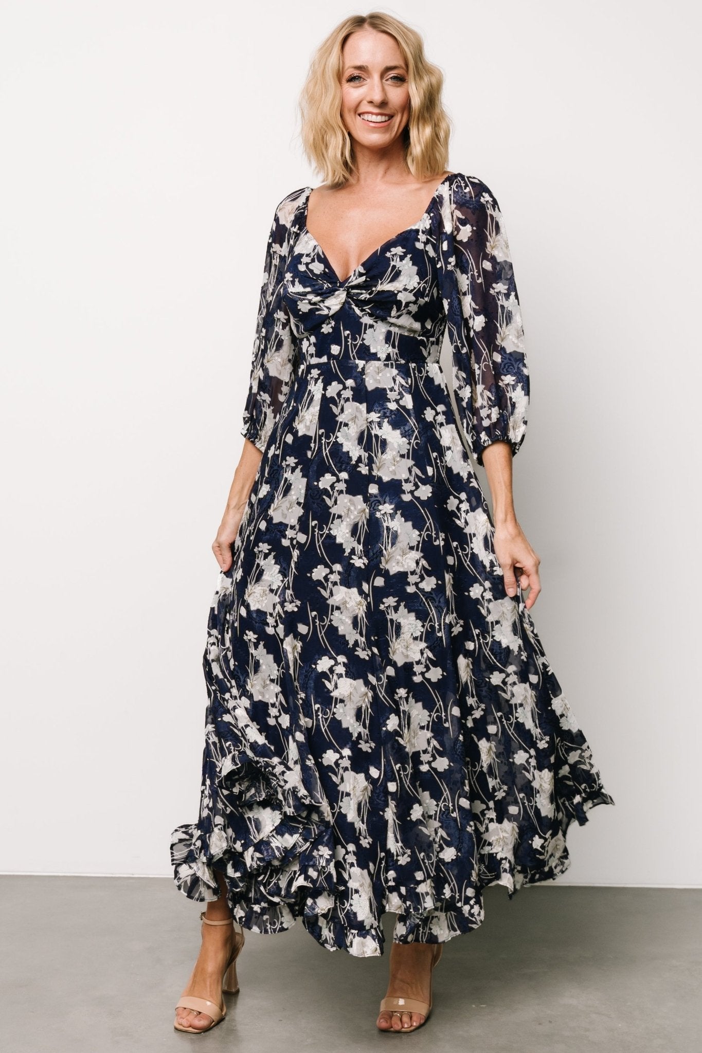 Estefania Maxi Dress | Navy + Off White Floral Discount From China