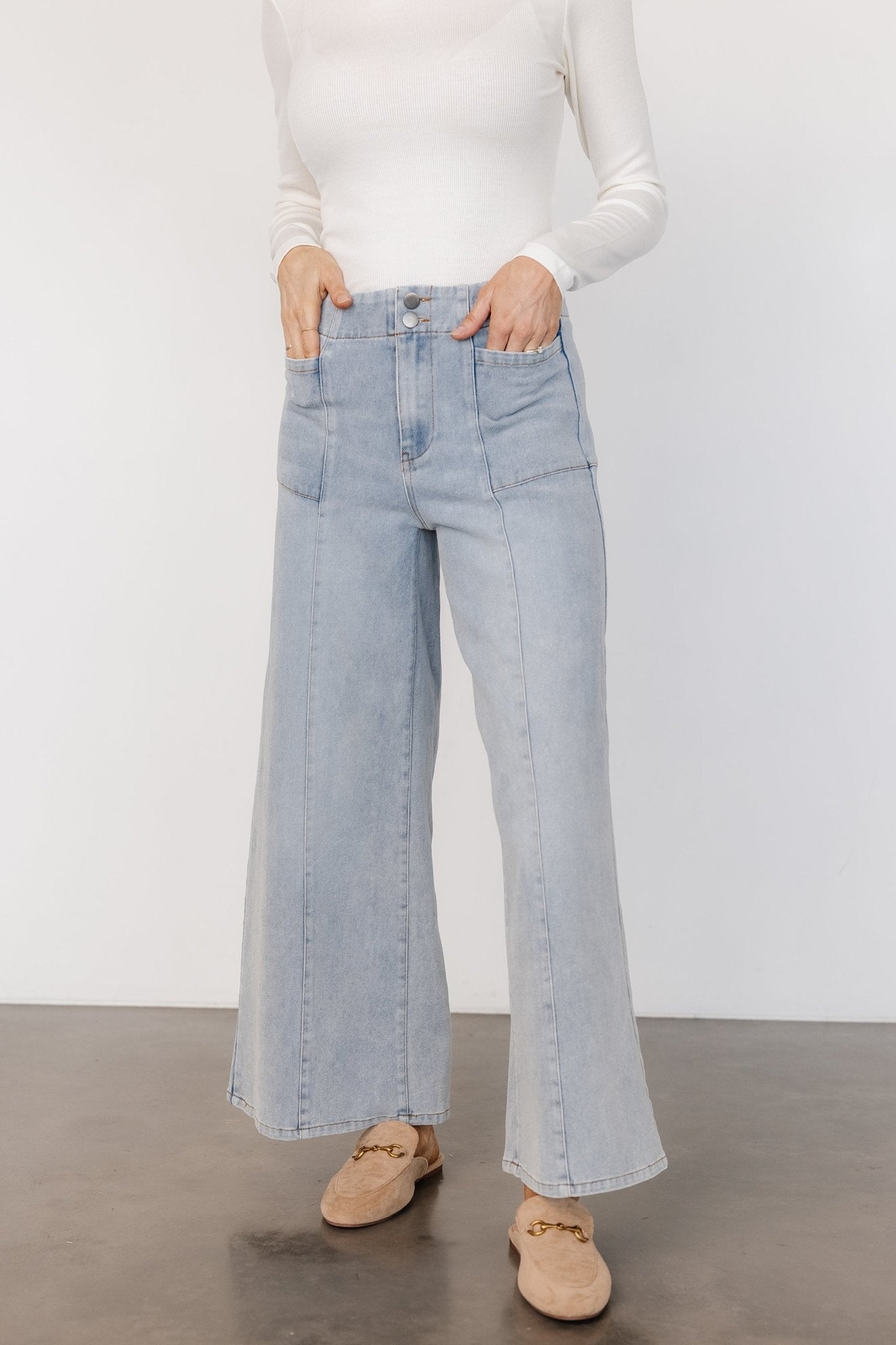 Emmi Mid Rise Wide Leg Jeans | Light Wash Visa Payment