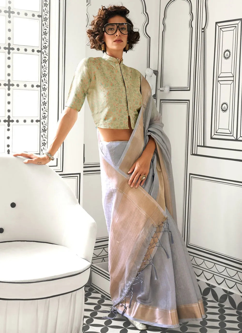 Gray Handwoven Chiffon Saree With Heavy Jacquard Blouse Discount Classic