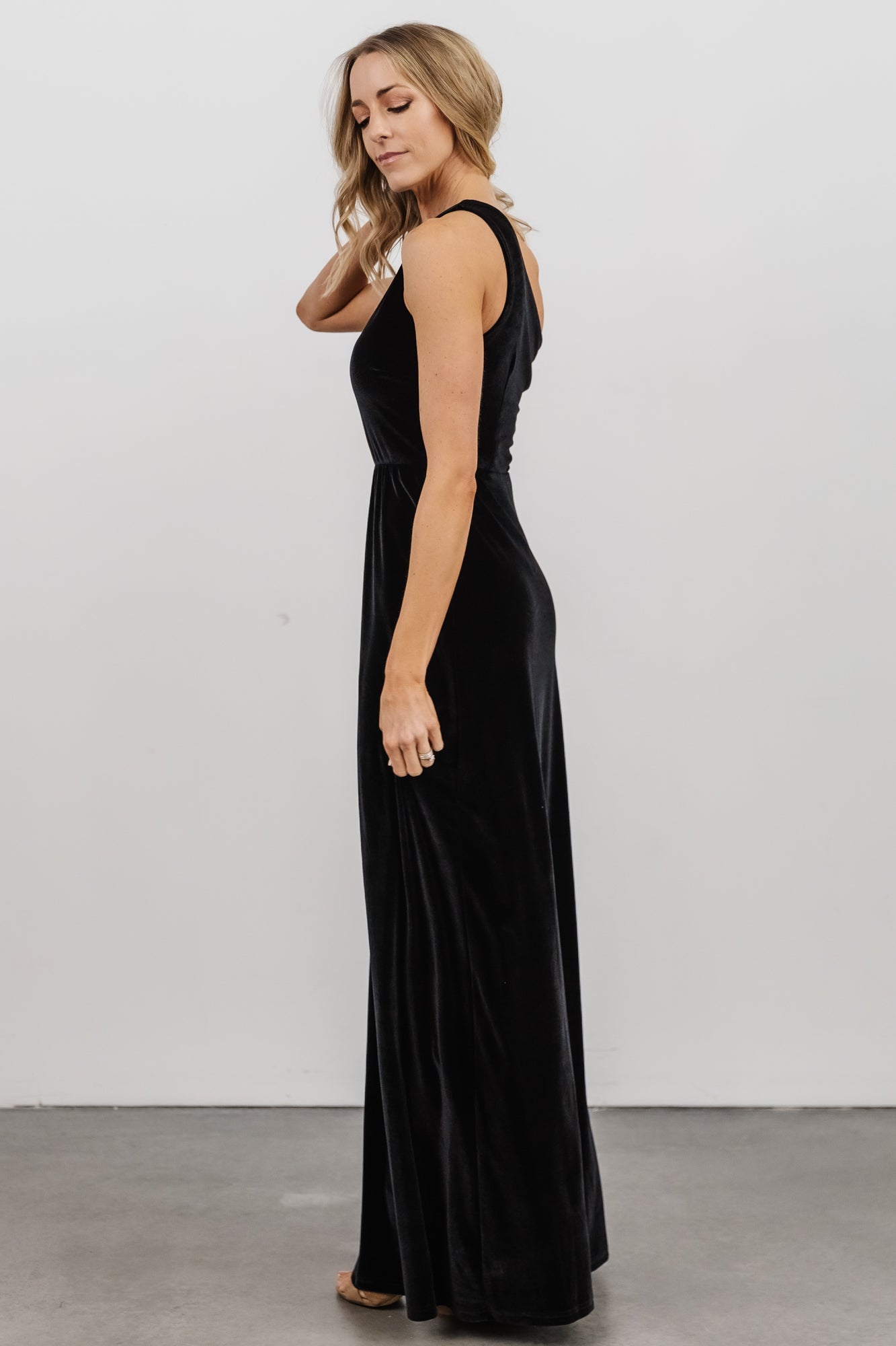 Tatiana Velvet One Shoulder Maxi Dress | Black Clearance Wiki