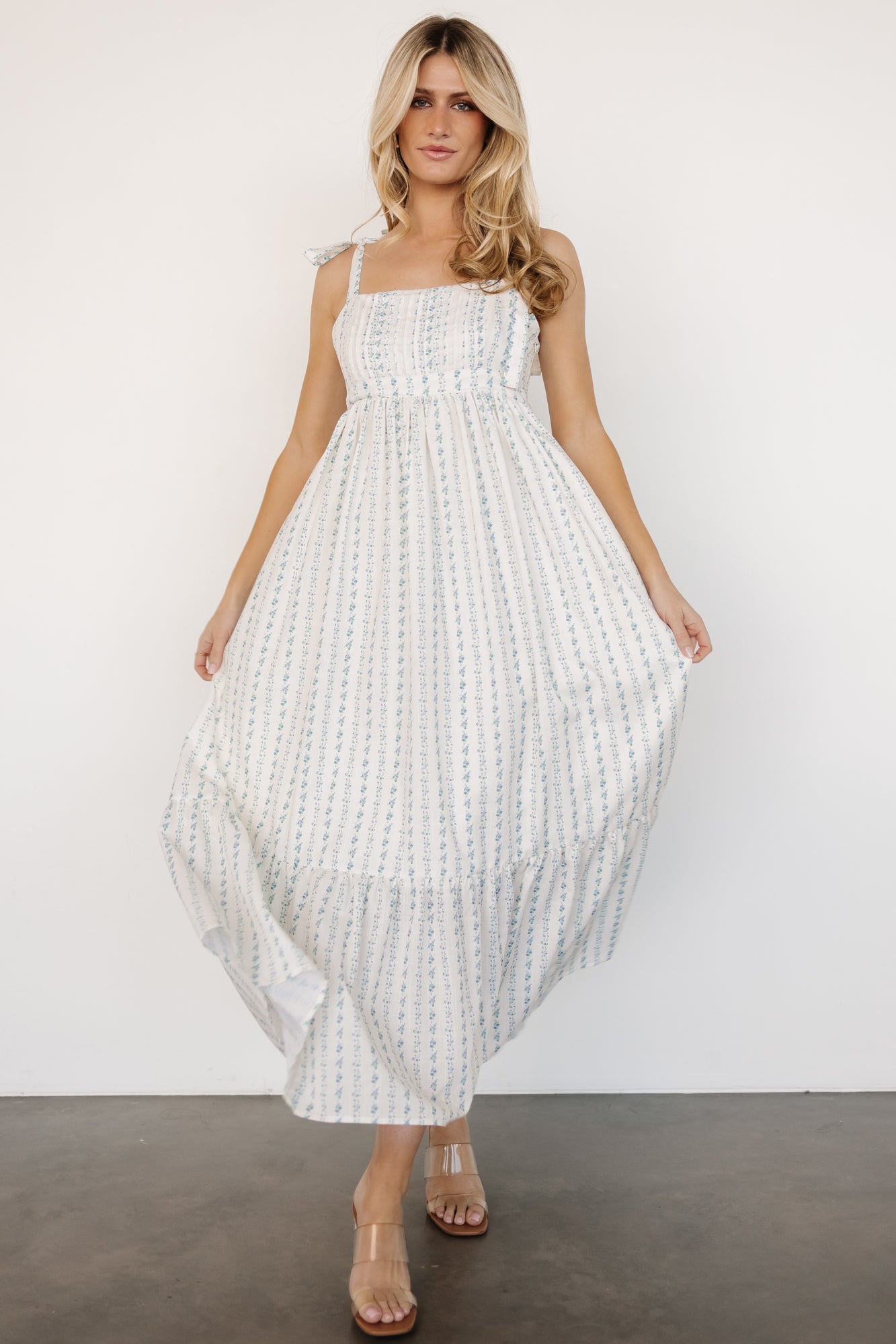 Kennie Maxi Dress | Cream Multi Floral Wholesale Pice For Sale