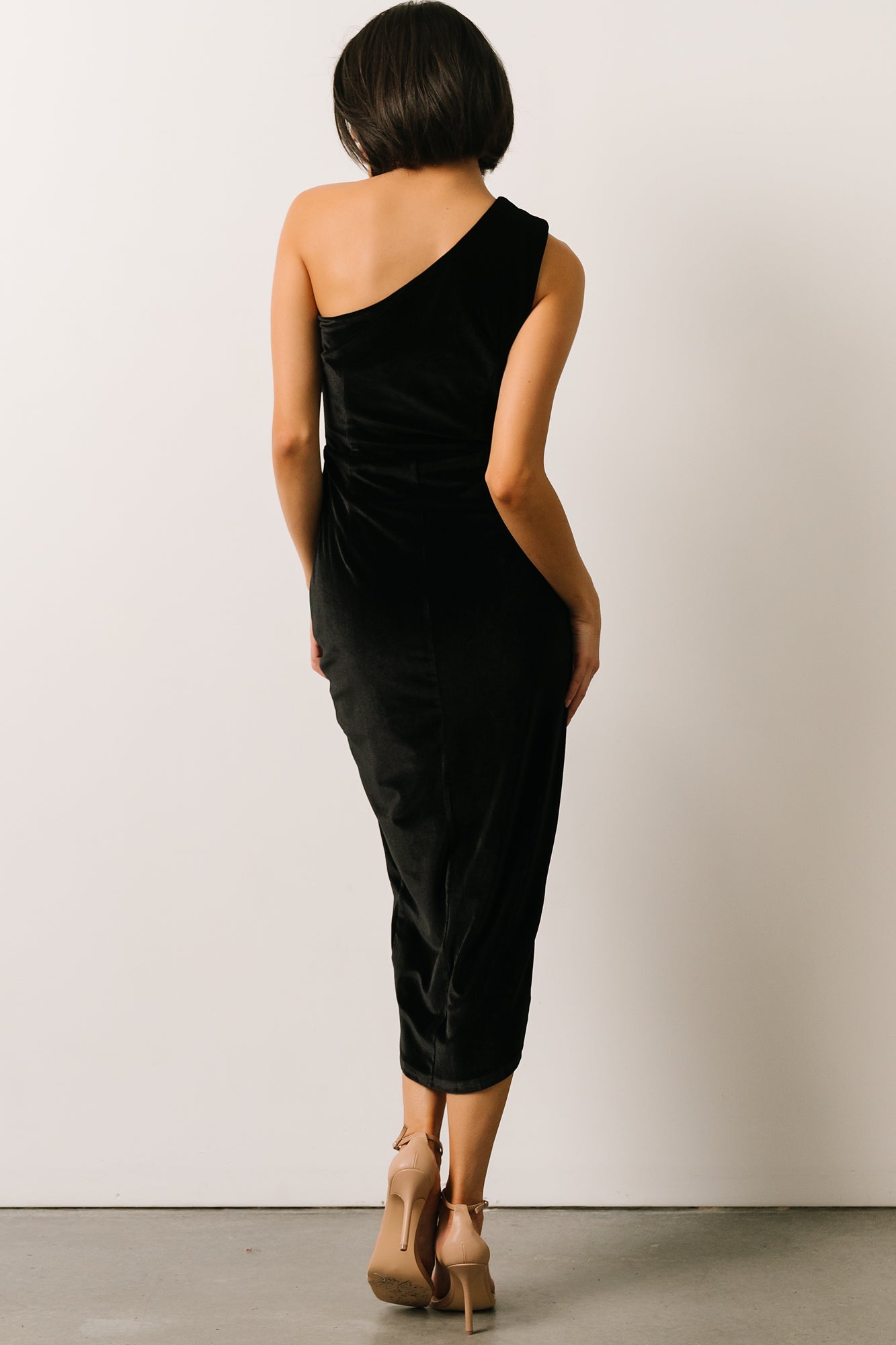 Kourtney Velvet One Shoulder Midi Dress | Black Popular