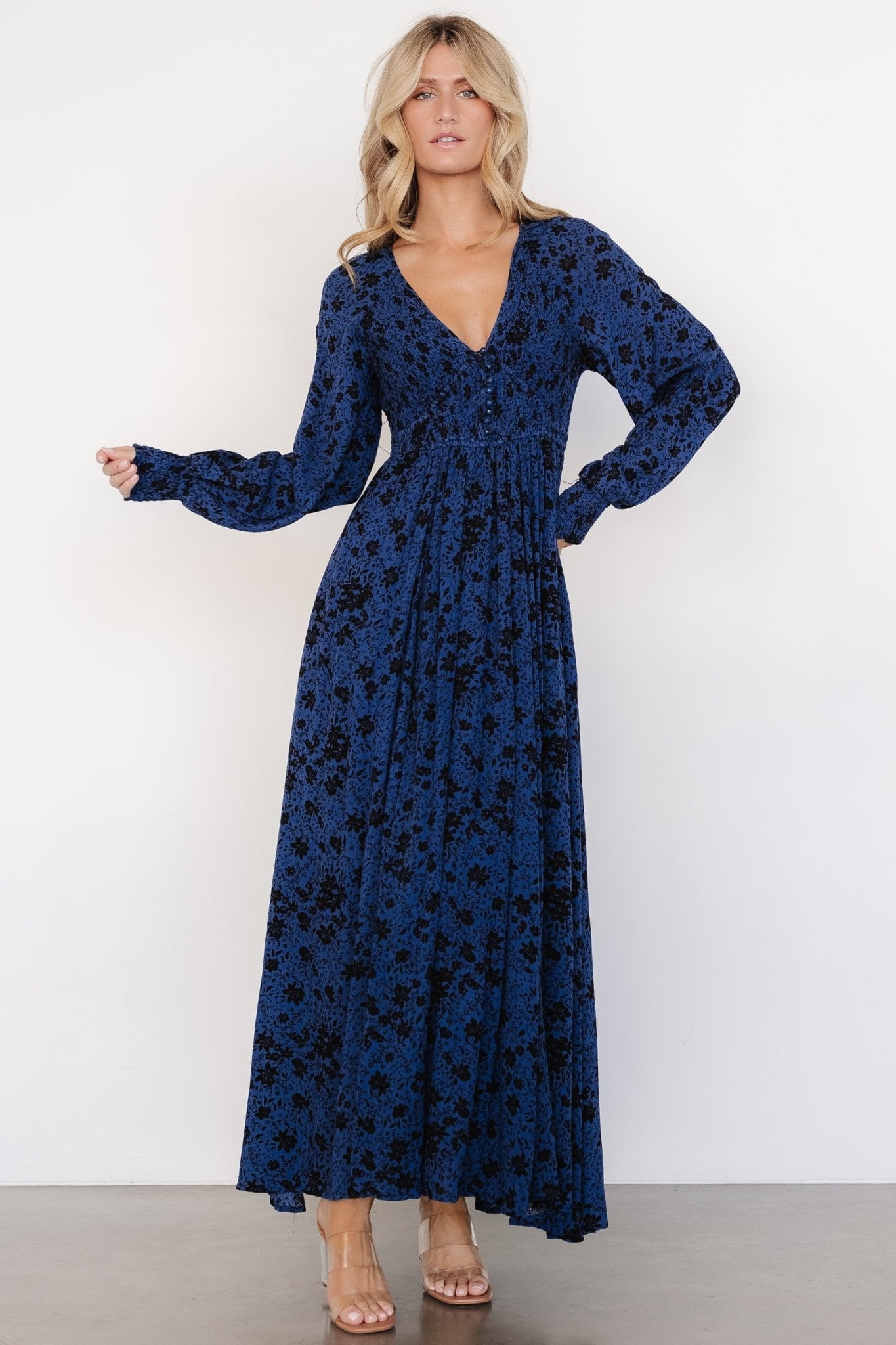 Anya Maxi Dress | Vintage Navy Floral Outlet Top Quality