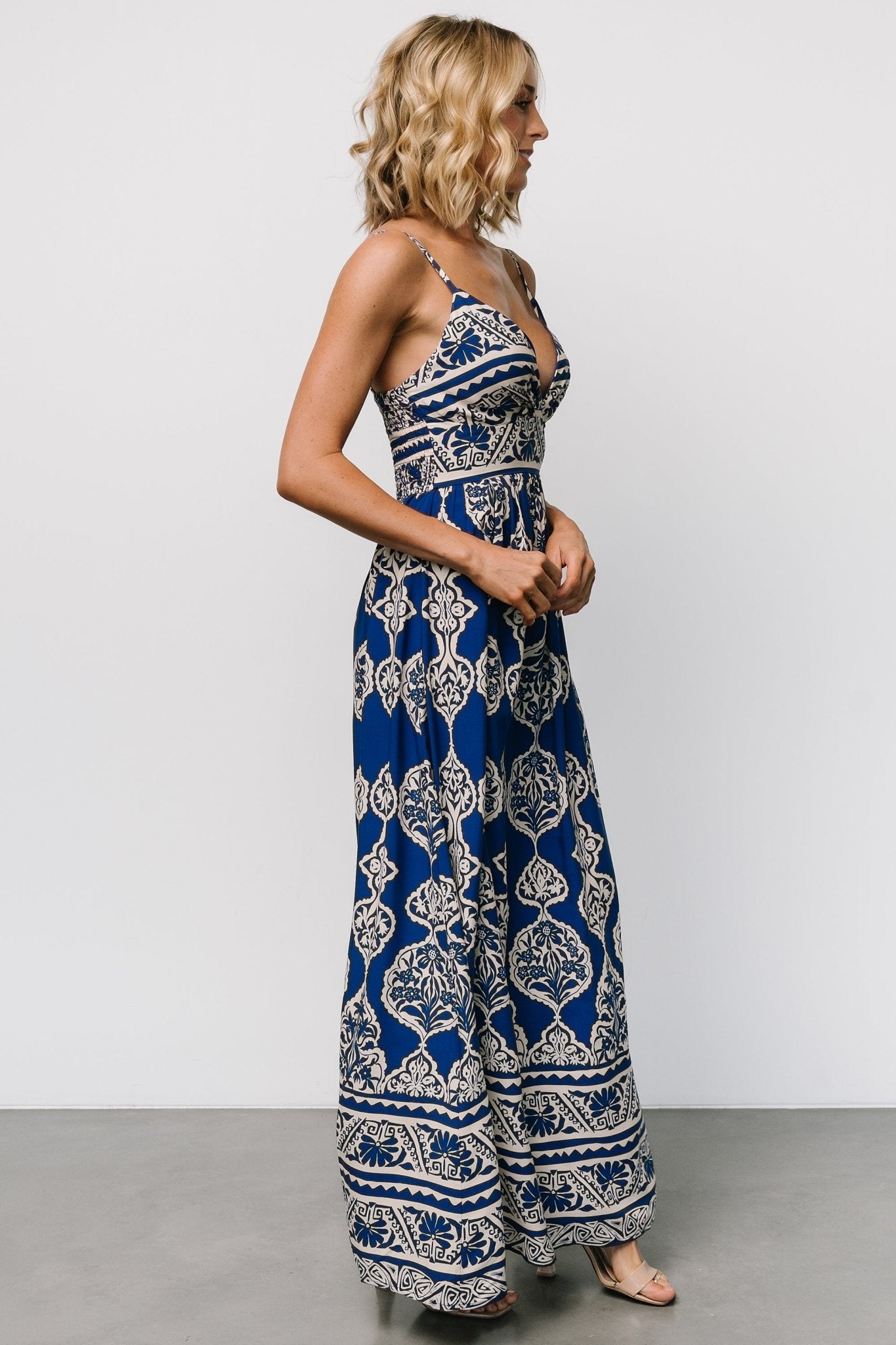 Davinah V Neck Maxi Dress | Blue Print Sale Footlocker Pictures