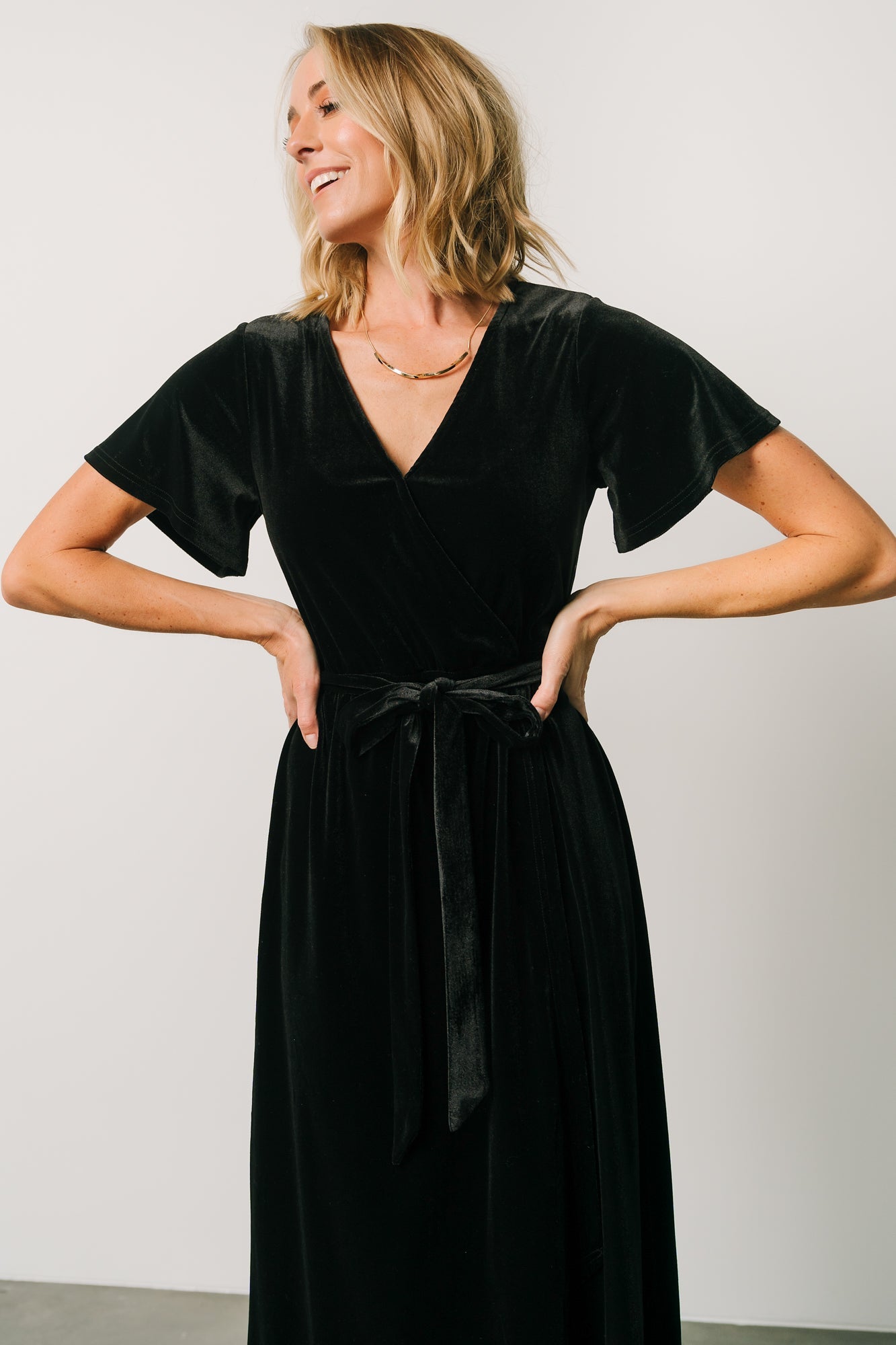 Nadine Velvet Midi Dress | Black Buy Cheap Clearance