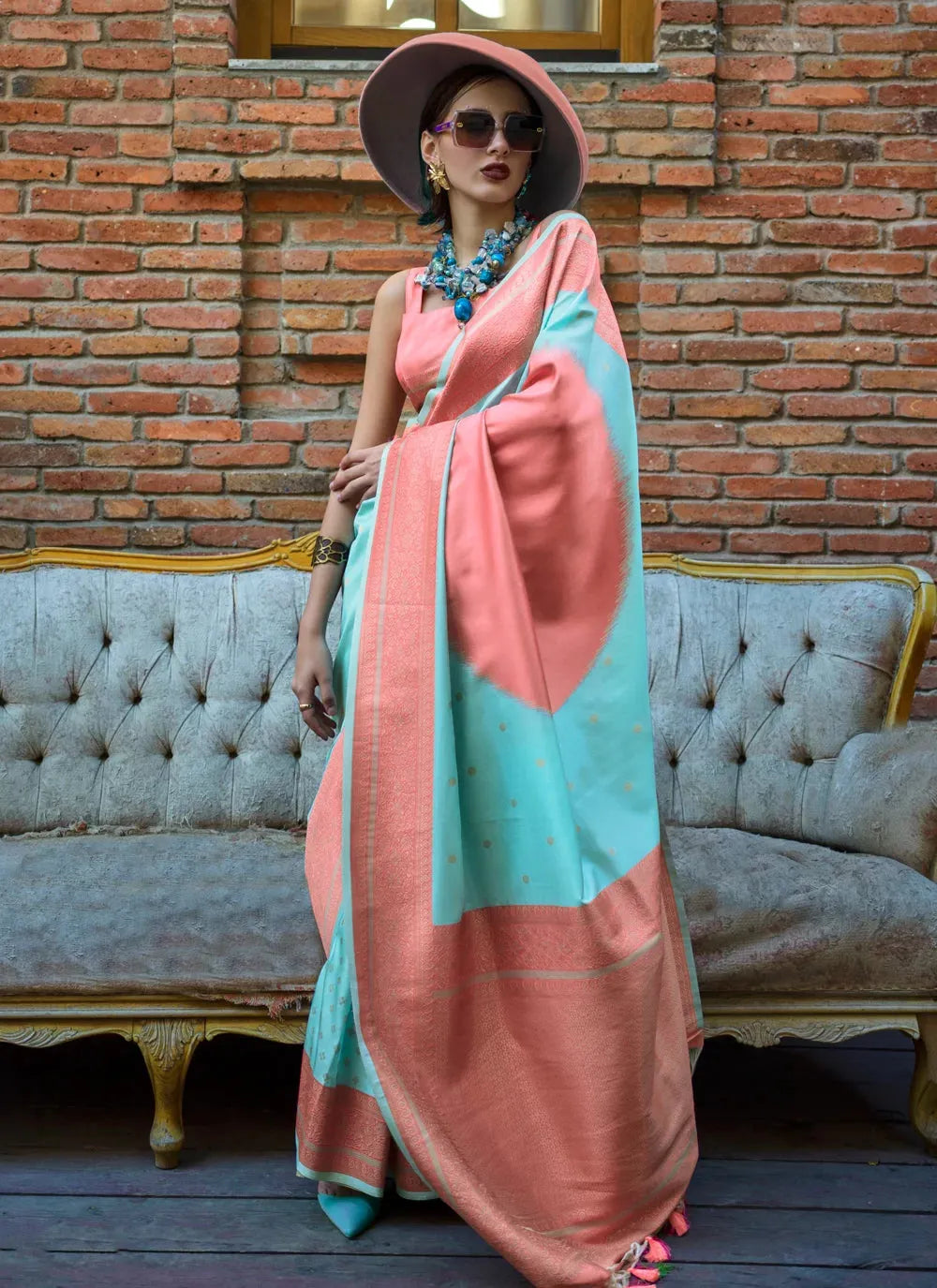 Classic Dusty Rose-Turquoise Handloom Silk Trendy Saree Cheap Online Store