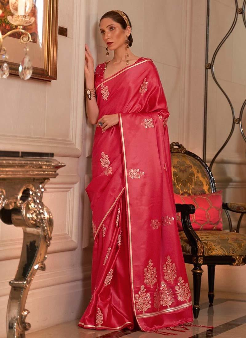 Exquisite Handloom Weaving Silk Red and Green Saree with Blouse Discount Fast Delivery