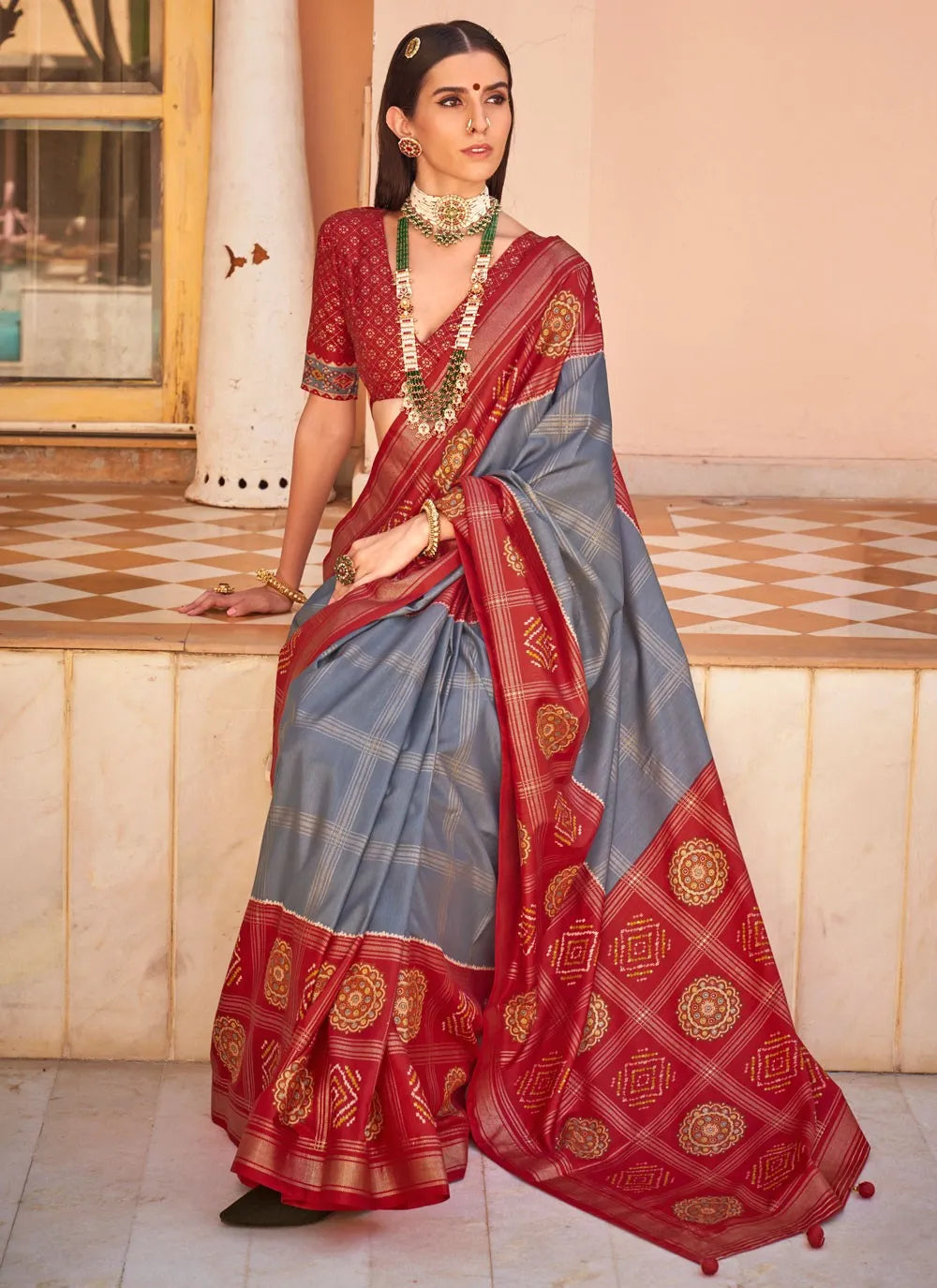 Gray Red Polyester Viscose Silk Base Foil Printed Casual Saree Outlet Cheap Online