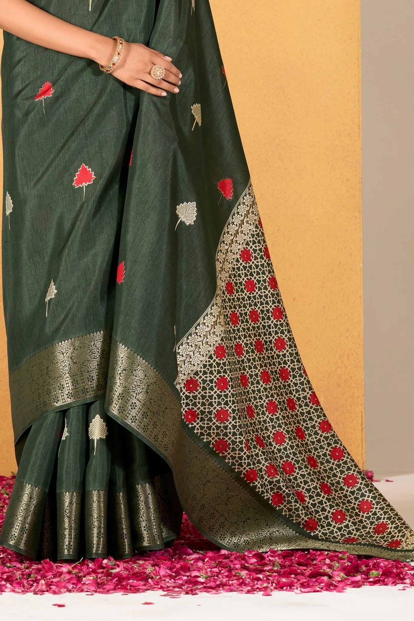 Mehendi Green Soft Dola Silk Classic Saree with Woven Detailing Free Shipping Marketable