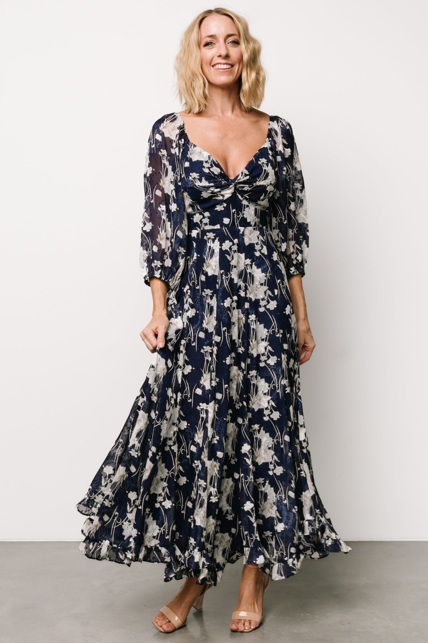 Estefania Maxi Dress | Navy + Off White Floral Discount From China