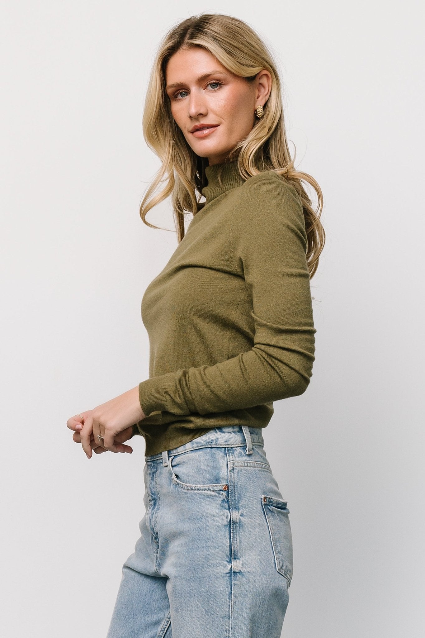 Lorelai Turtleneck Sweater Top | Olive Buy Cheap Countdown Package