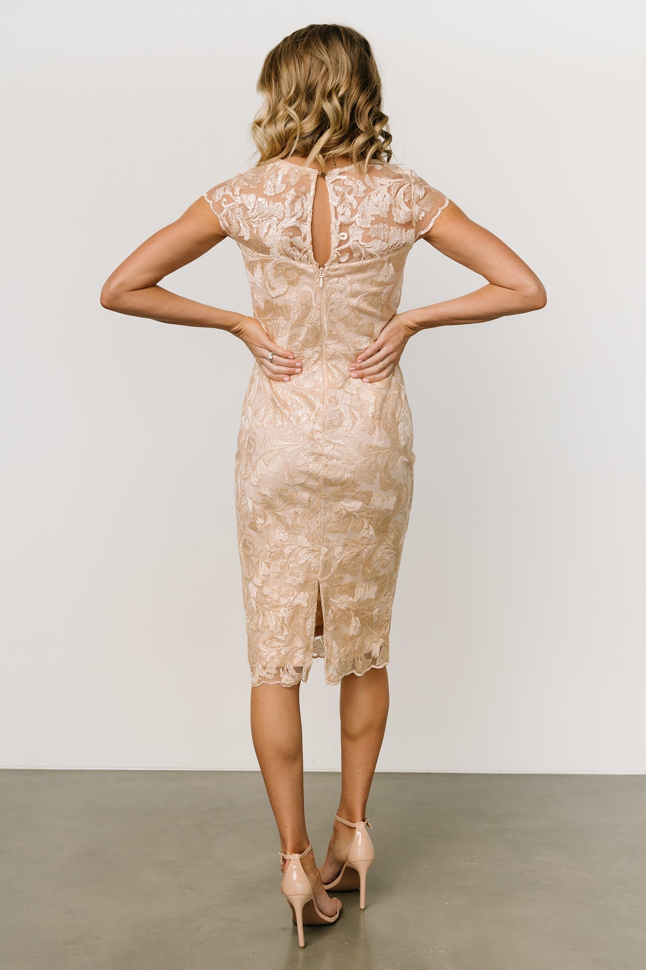 Jacqueline Embossed Midi Dress | Champagne Discount Free Shipping