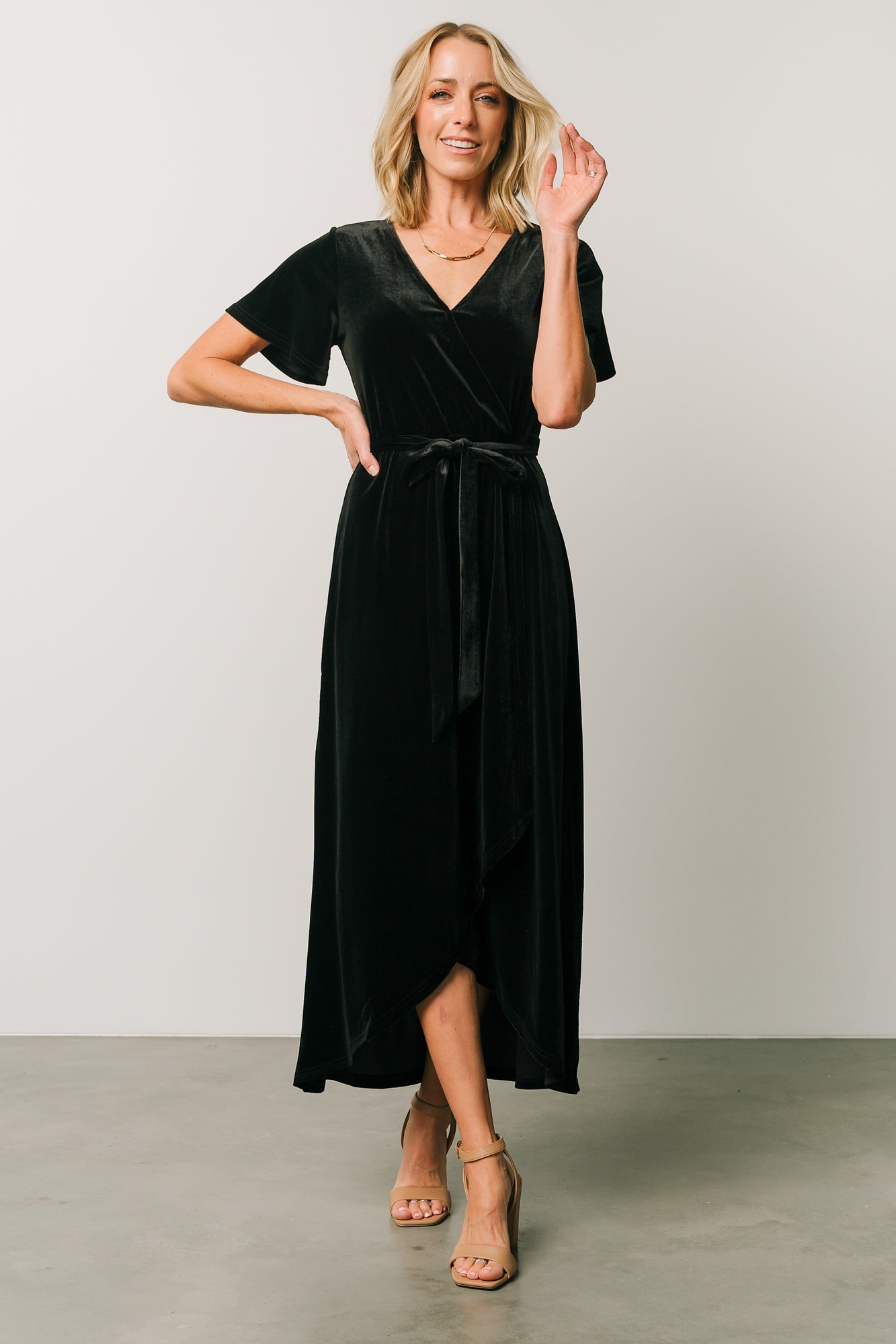 Nadine Velvet Midi Dress | Black Buy Cheap Clearance