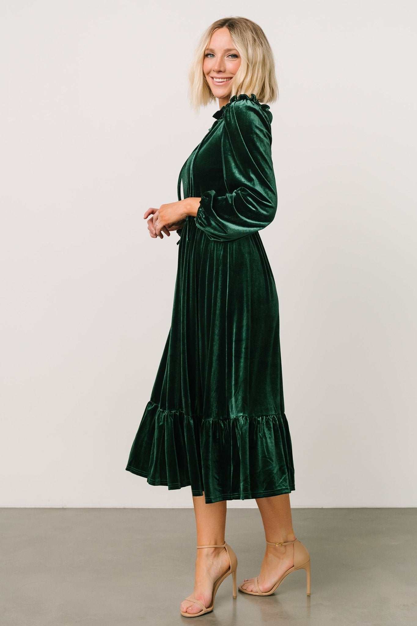 Amadora Velvet Dress | Green Discount Collections