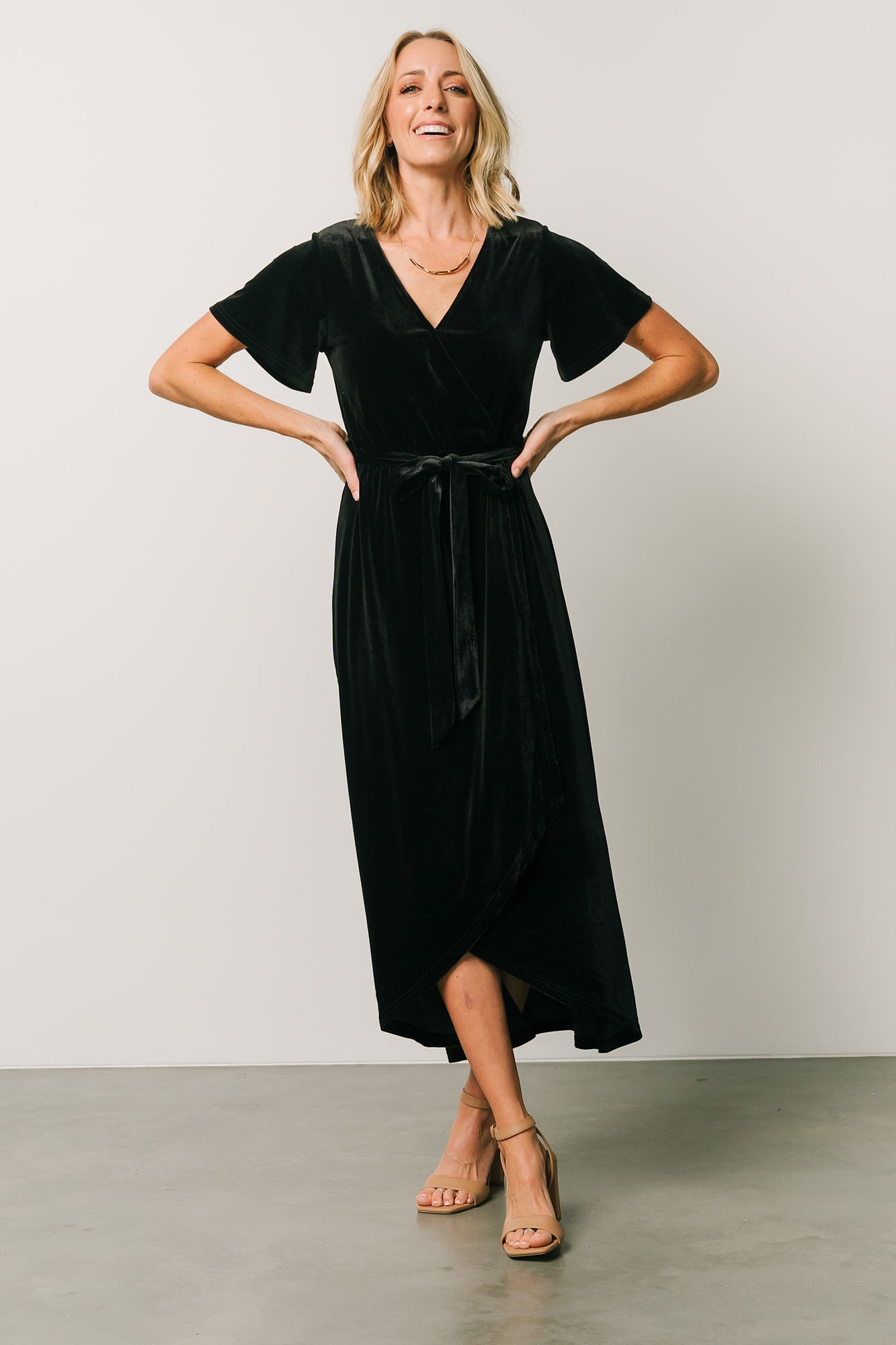 Nadine Velvet Midi Dress | Black Buy Cheap Clearance