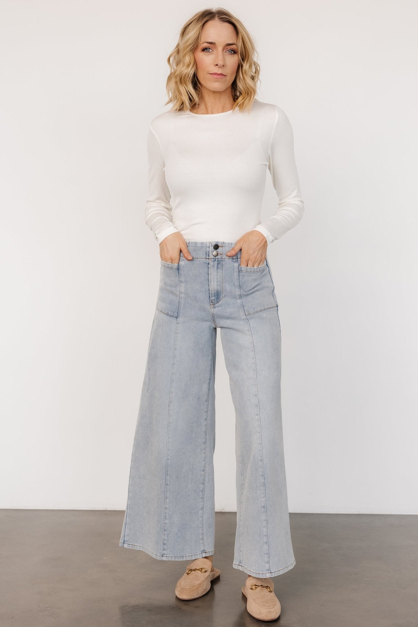 Emmi Mid Rise Wide Leg Jeans | Light Wash Visa Payment