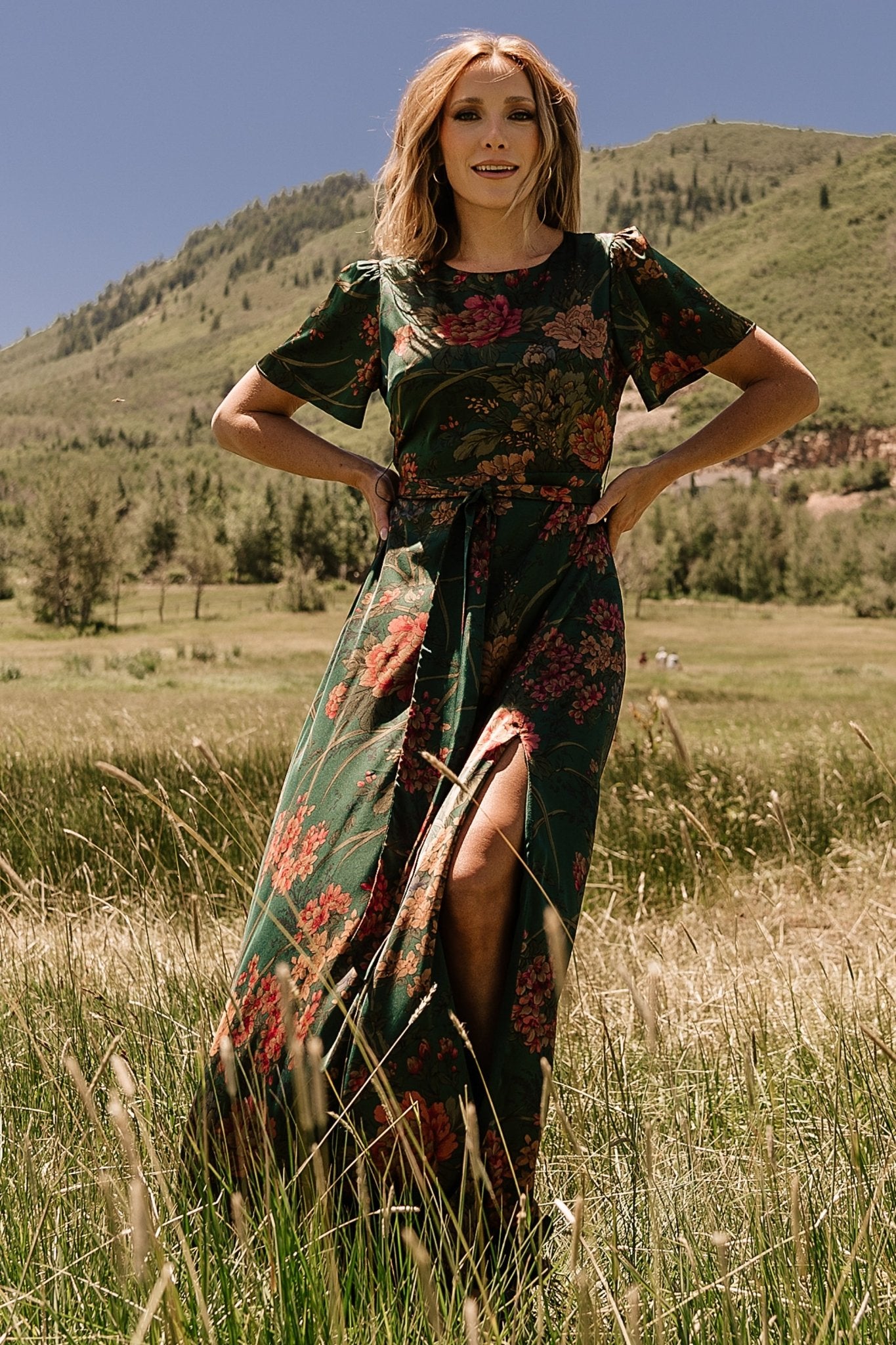 Agnes Satin Maxi Dress | Dark Green Floral Sast Online