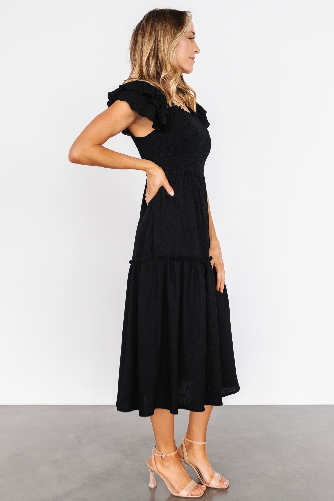 Jacie Smocked Midi Dress | Black Sale Fast Delivery