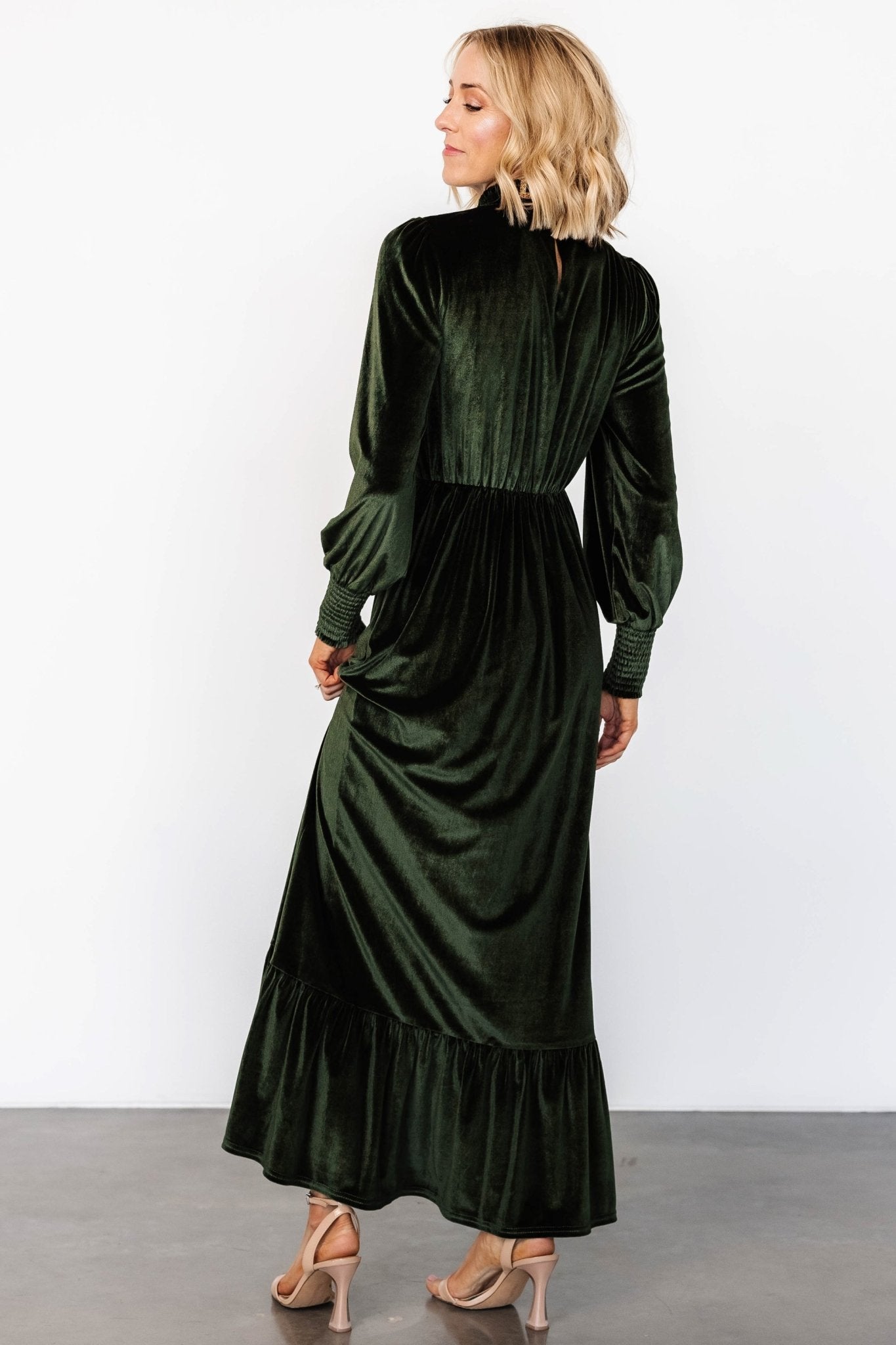 Elodie Velvet Maxi Dress | Deep Olive Visit New