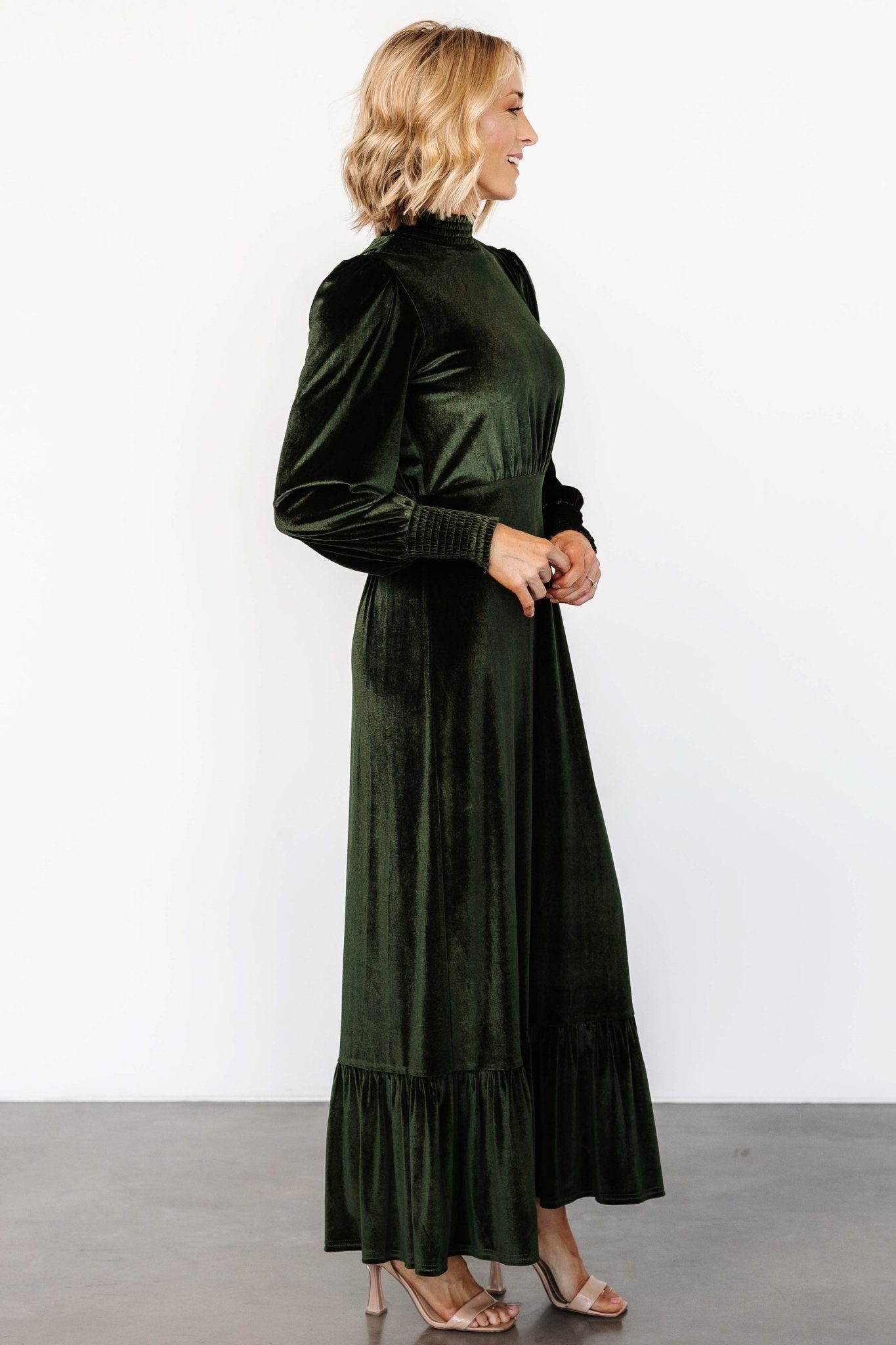 Elodie Velvet Maxi Dress | Deep Olive Visit New