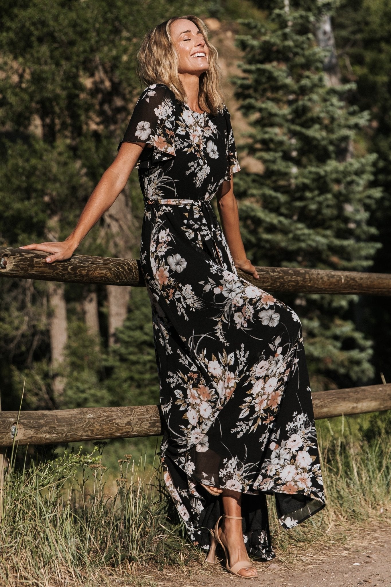 Naomi Short Sleeve Maxi Dress | Black Floral Store Sale Online