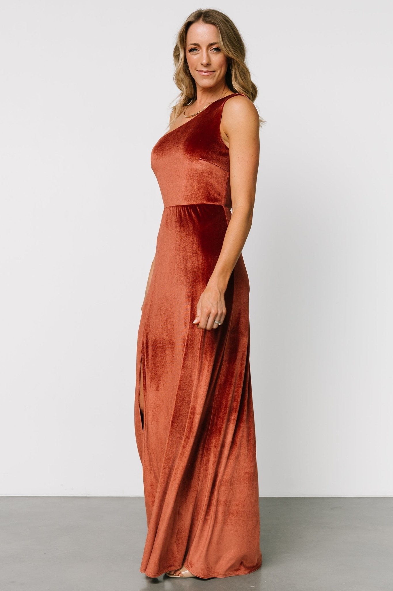 Tatiana Velvet One Shoulder Maxi Dress | Cinnamon Outlet Locations Cheap Pice