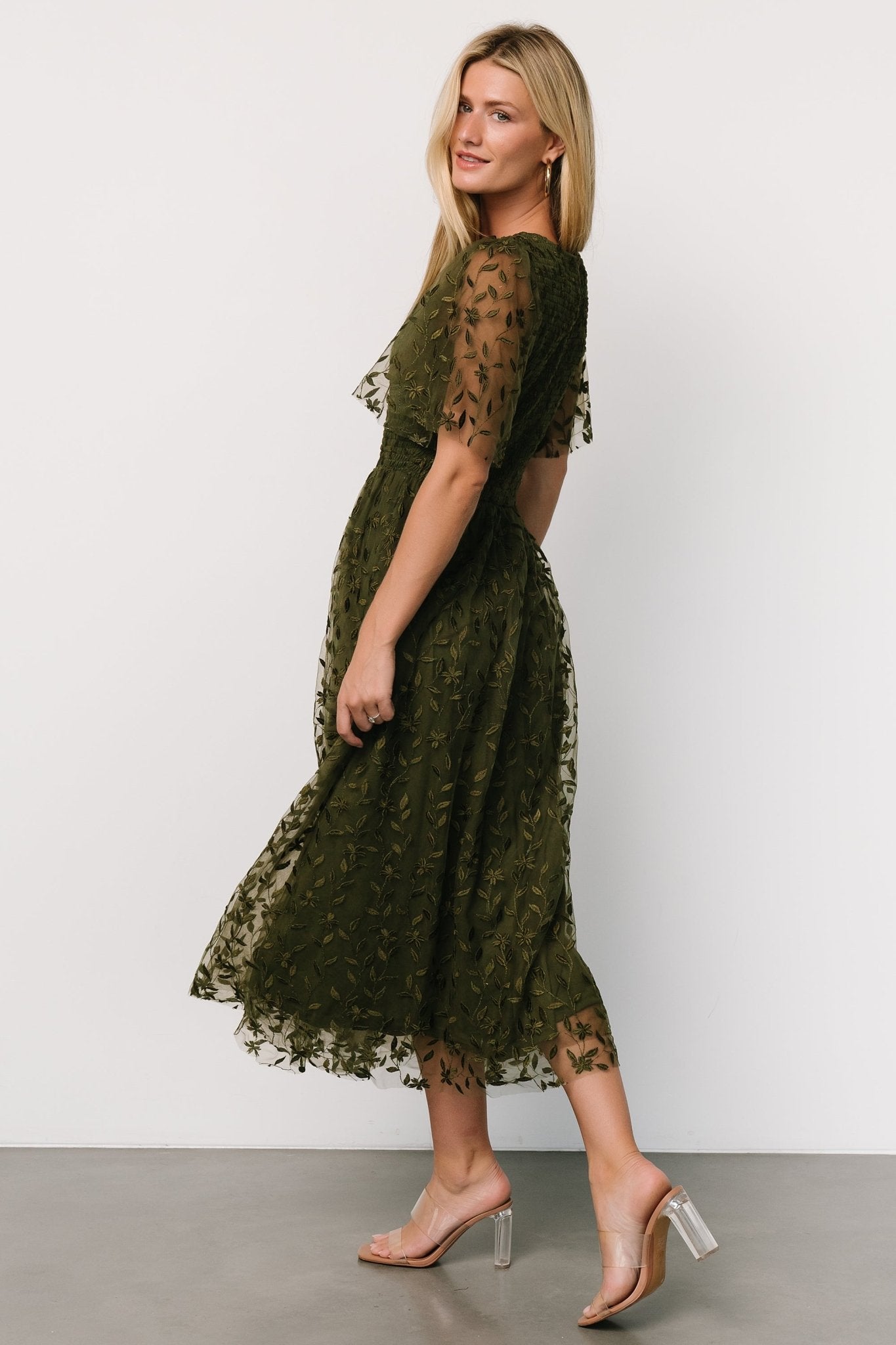 Kendra Embroidered Dress | Olive Recommend