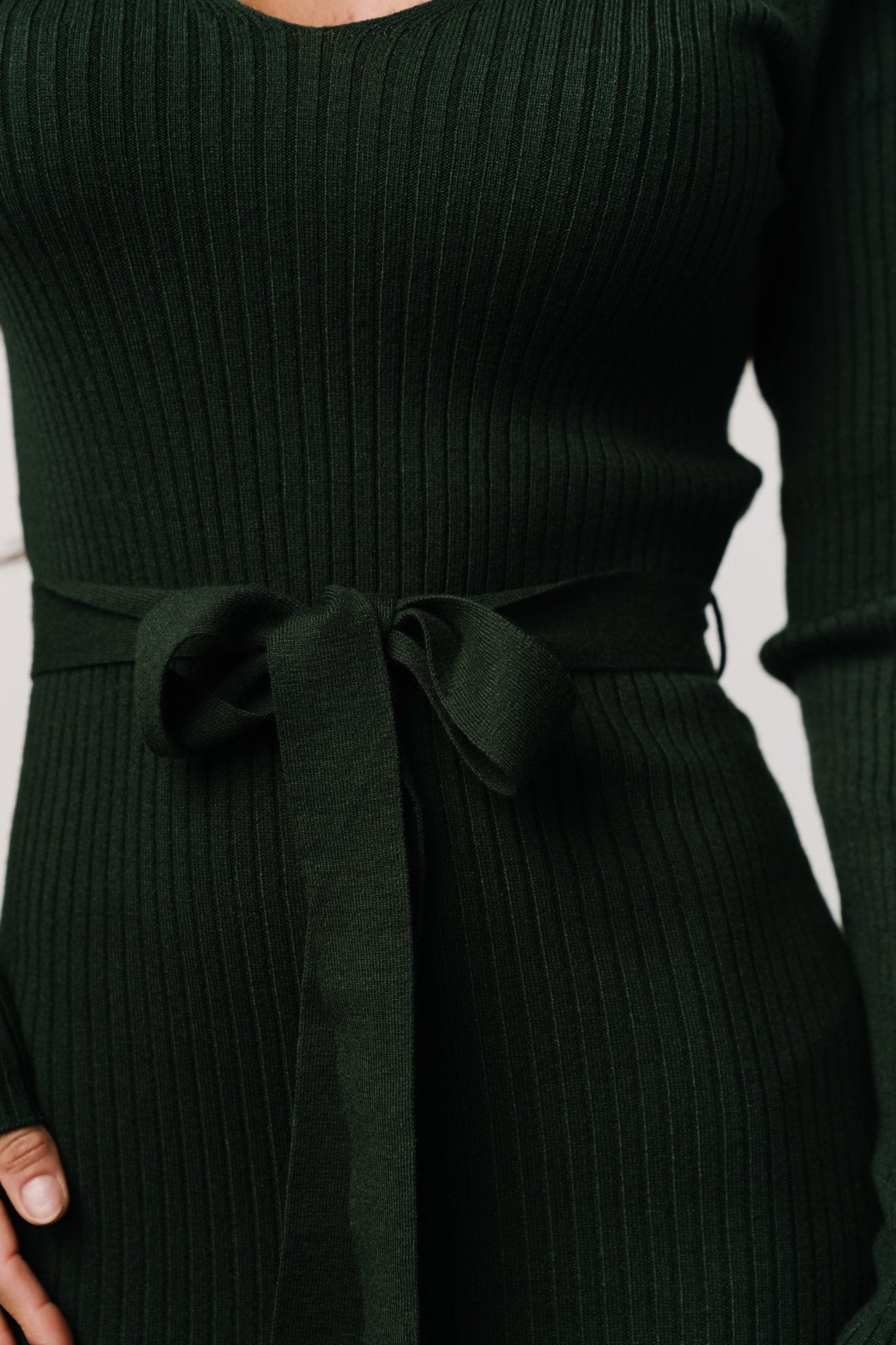 Blayne Ribbed Midi Dress | Emerald Outlet Official