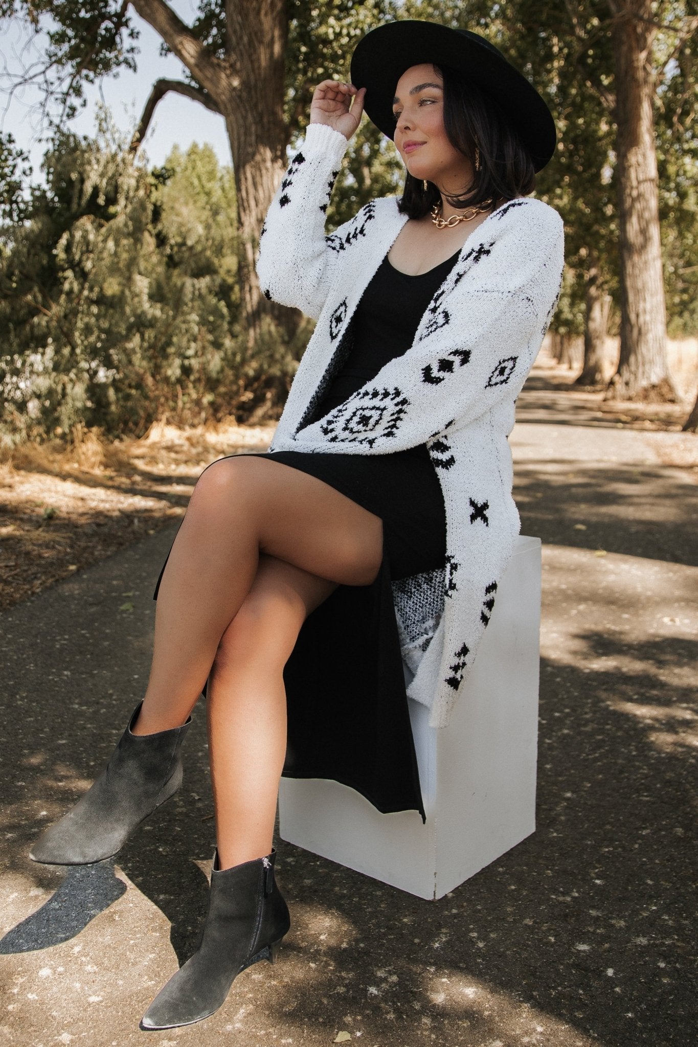 Missoula Oversized Cardigan | Off White + Black Sale For Cheap