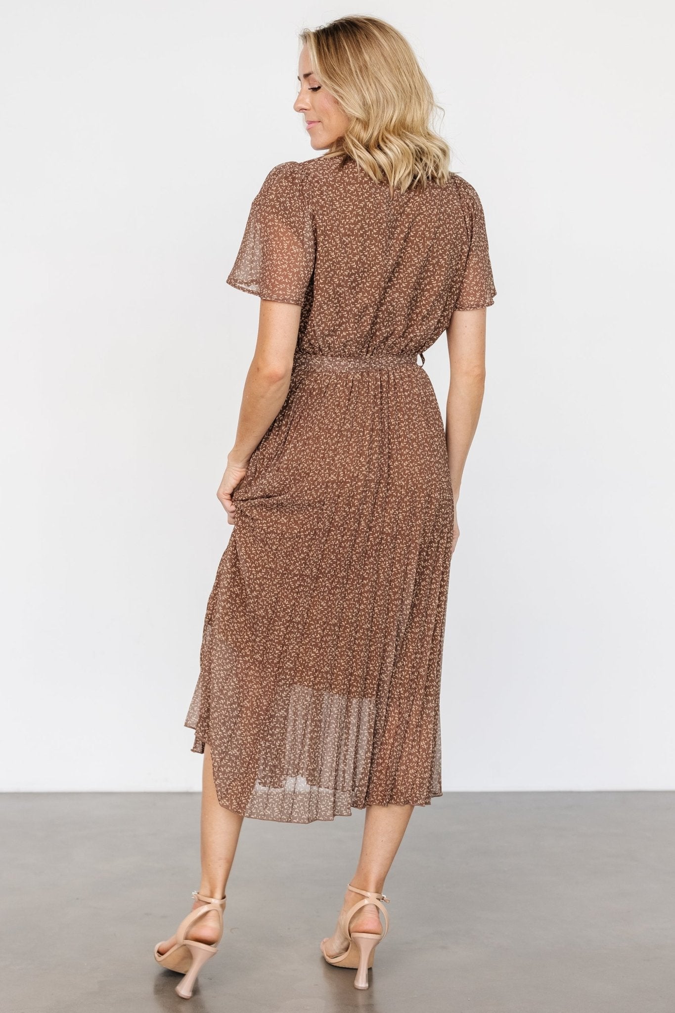 Prim Pleated Dress | Dusty Brown Print Extremely For Sale