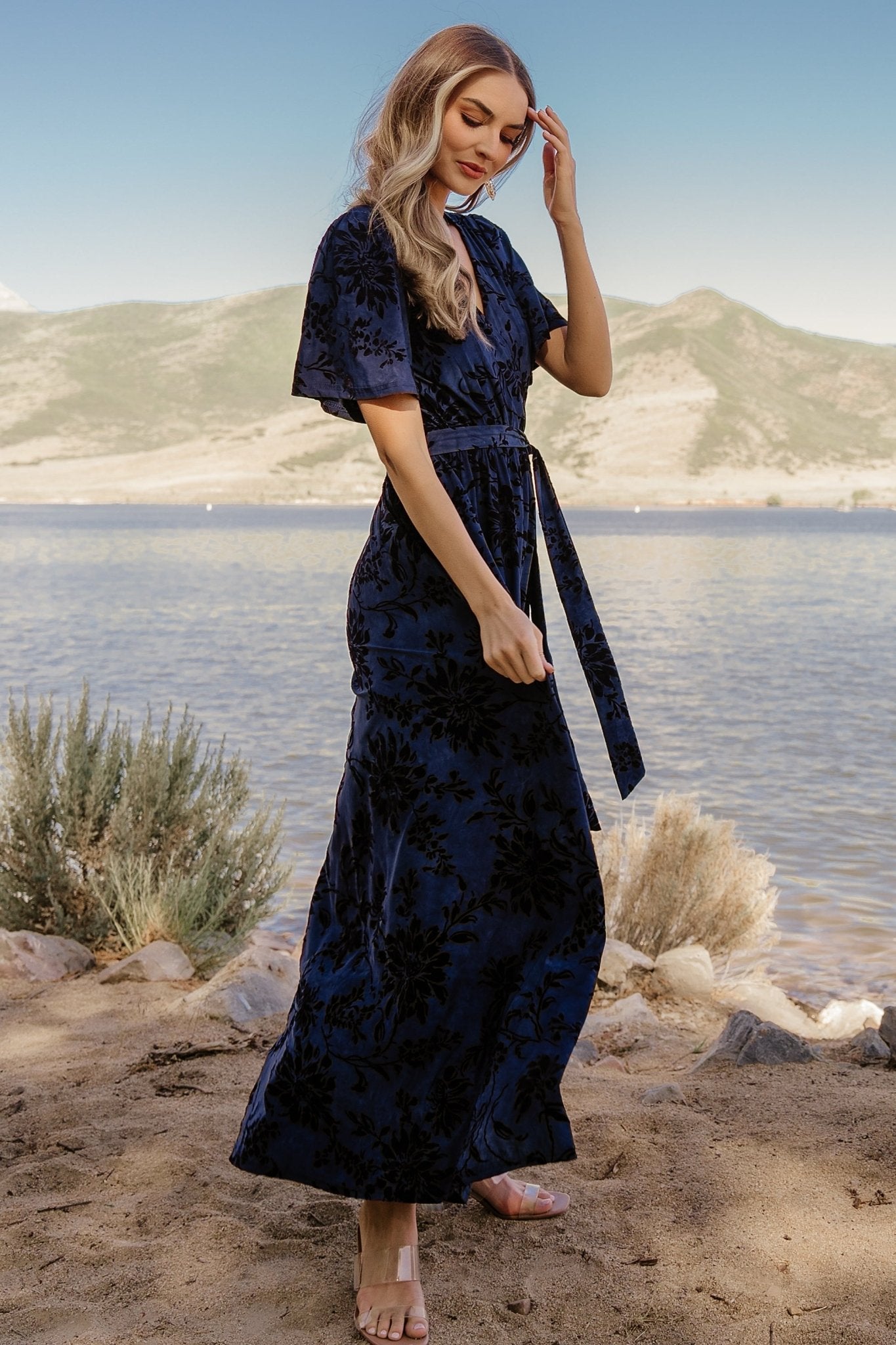 Uma Velvet Maxi Dress | Navy Cheap Pice Outlet