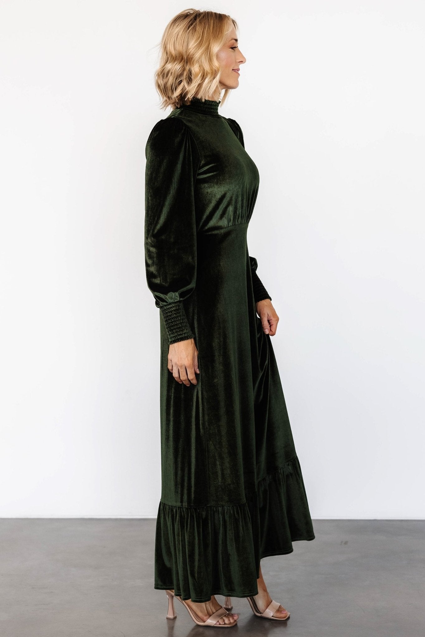 Elodie Velvet Maxi Dress | Deep Olive Visit New