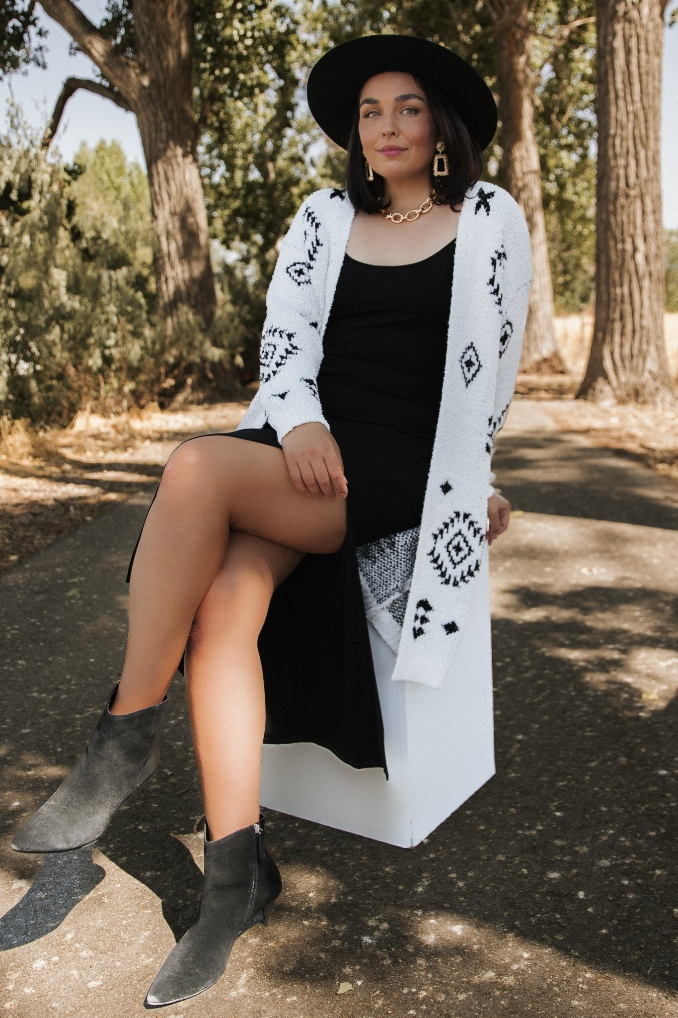 Missoula Oversized Cardigan | Off White + Black Sale For Cheap