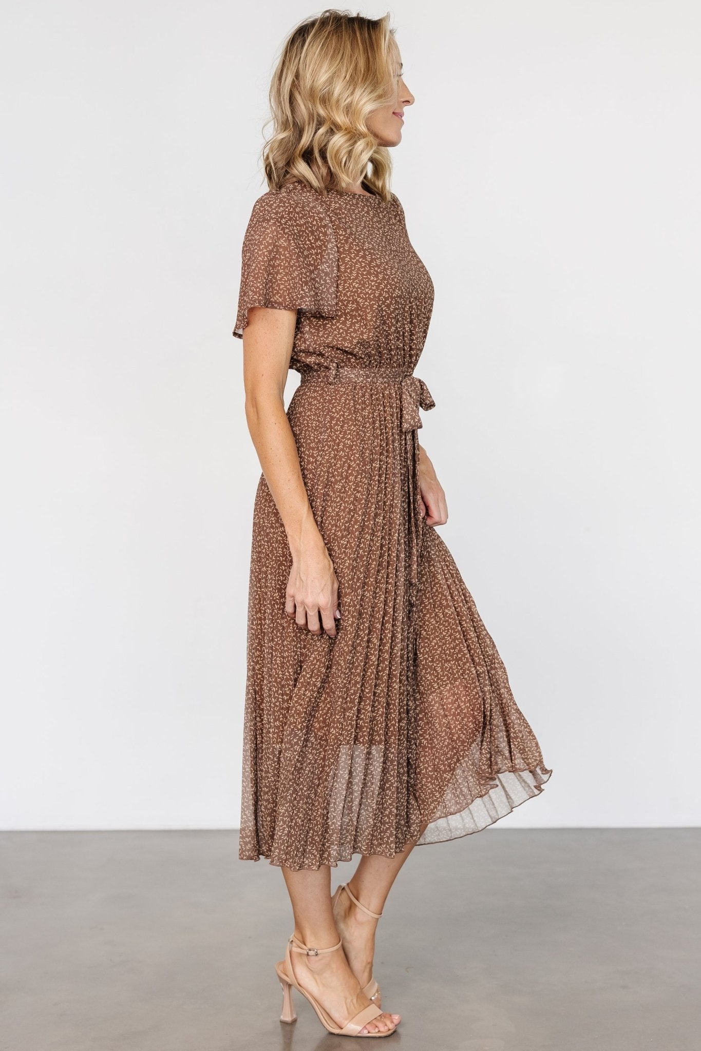 Prim Pleated Dress | Dusty Brown Print Extremely For Sale