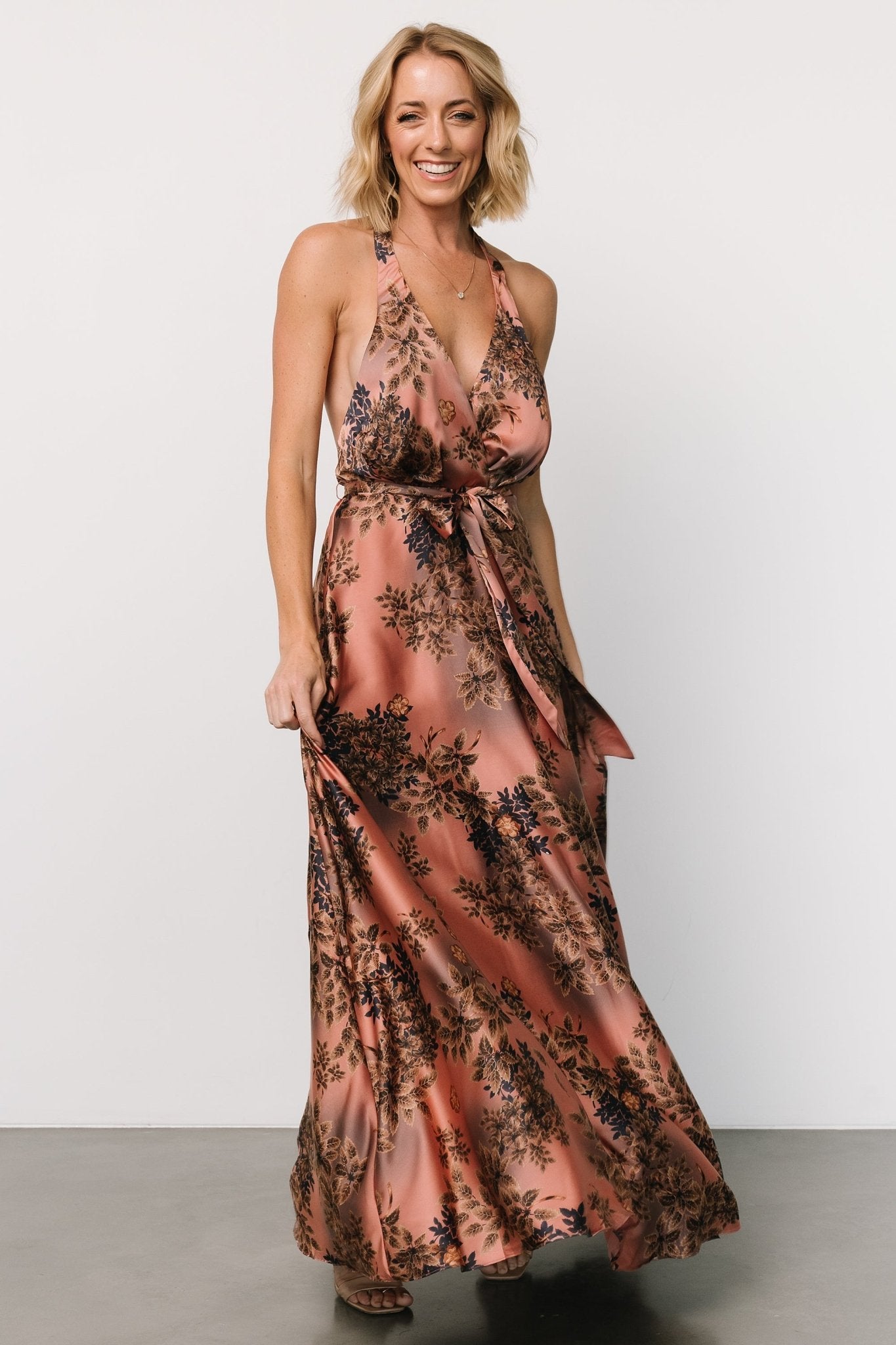 Vasto Halter Maxi Dress | Vintage Rose Print Clearance Wholesale Pice