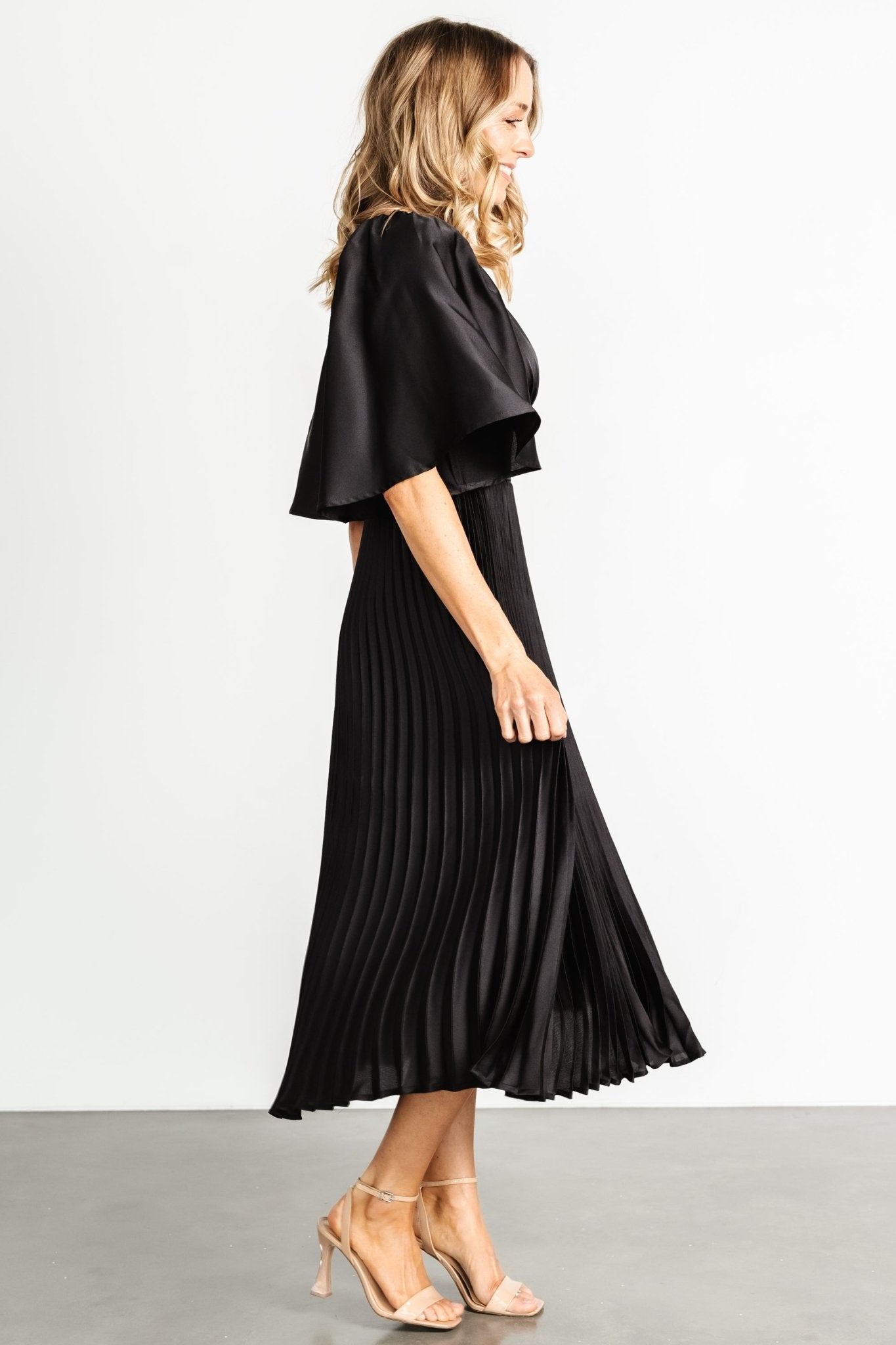 Aubree Pleated Dress | Black Low Cost For Sale