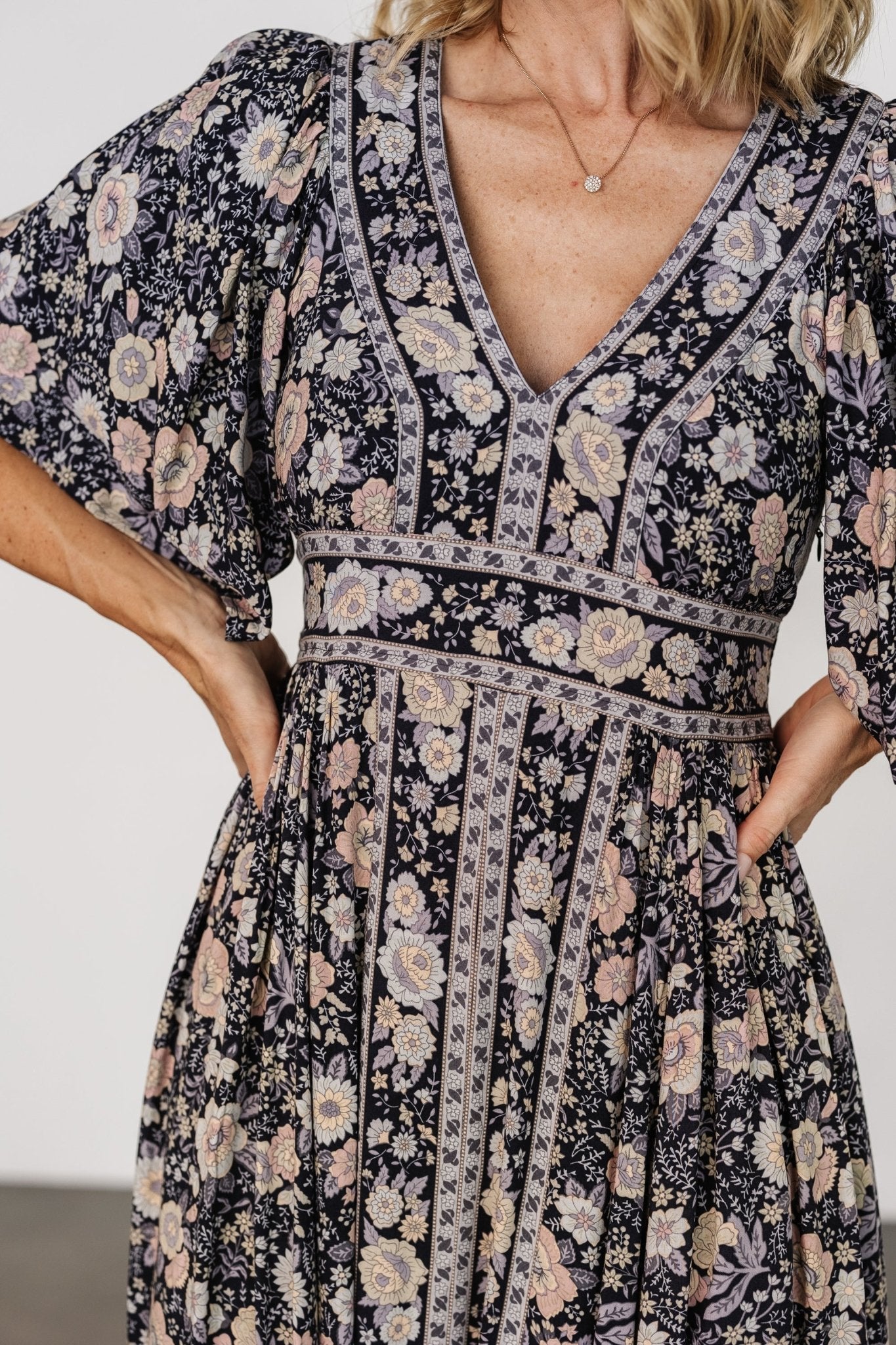 Elissa Maxi Dress | Midnight Floral Outlet Hot Sale