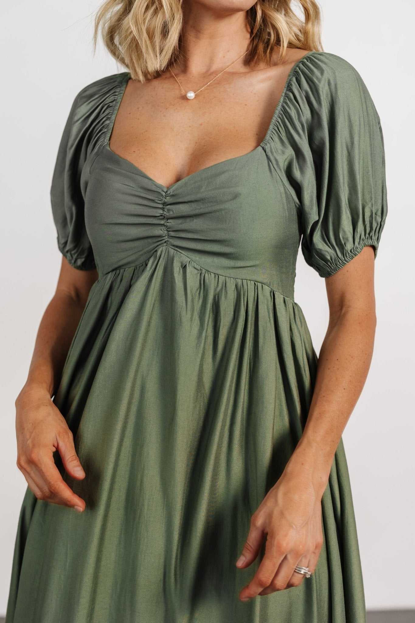 Annalisa Midi Dress | Olive Excellent