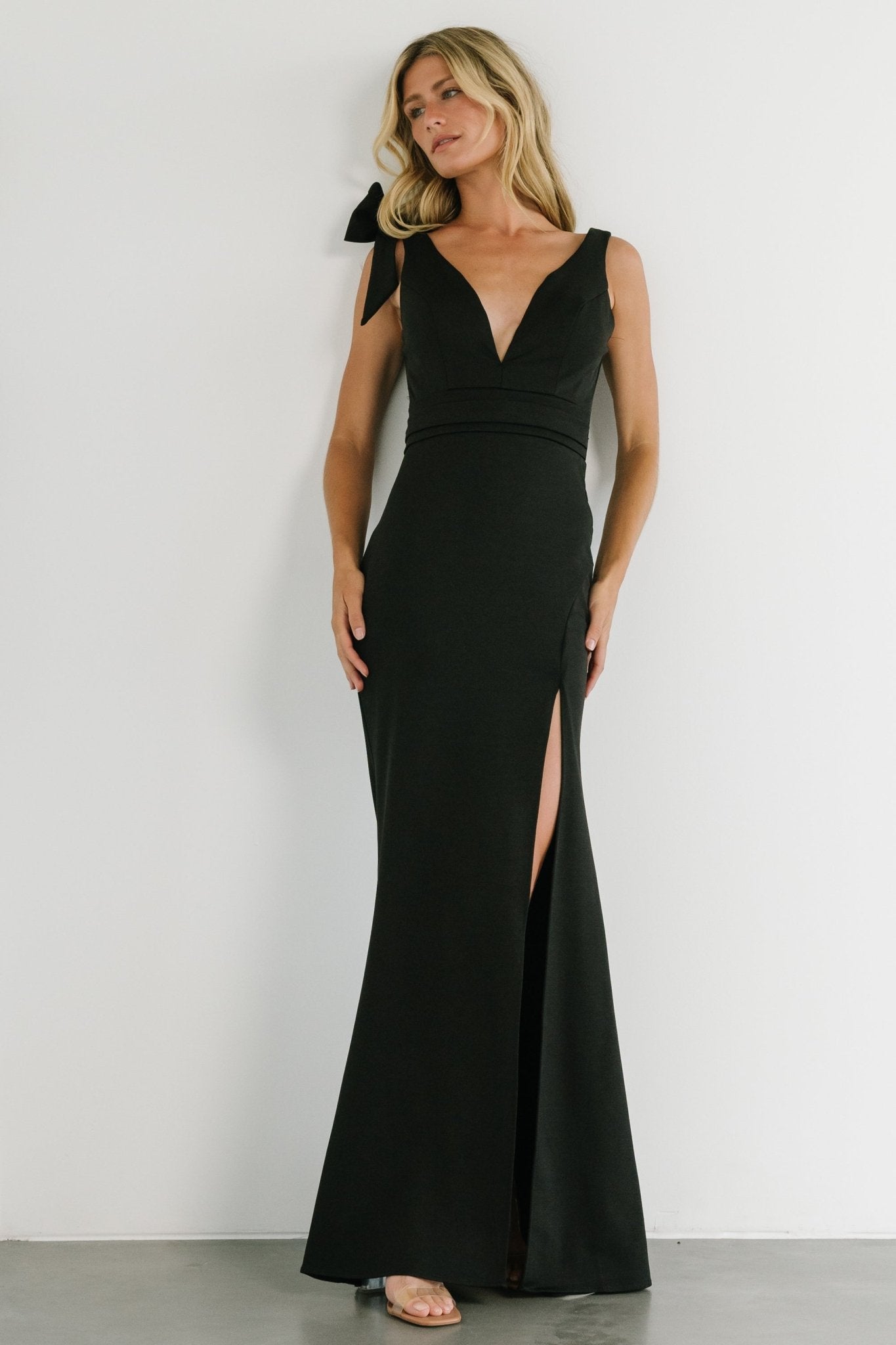 Angelique Fitted Gown | Black Clearance Footaction